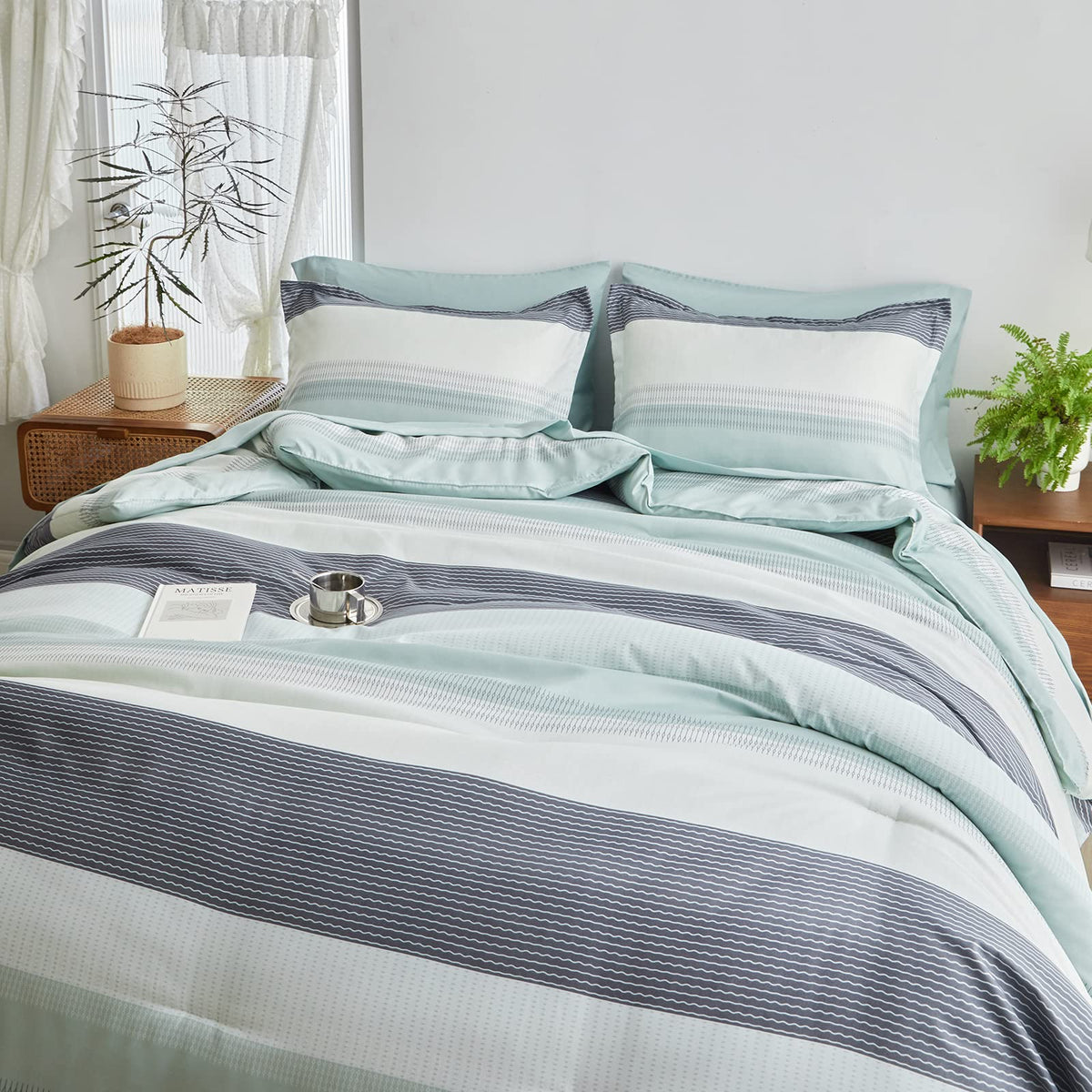 Flysheep Ombre Striped Bed In A Bag 7 Pieces King Size, Grey Green White Stripes Comforter Sheet Set (1 Comforter, 1 Flat Sheet,