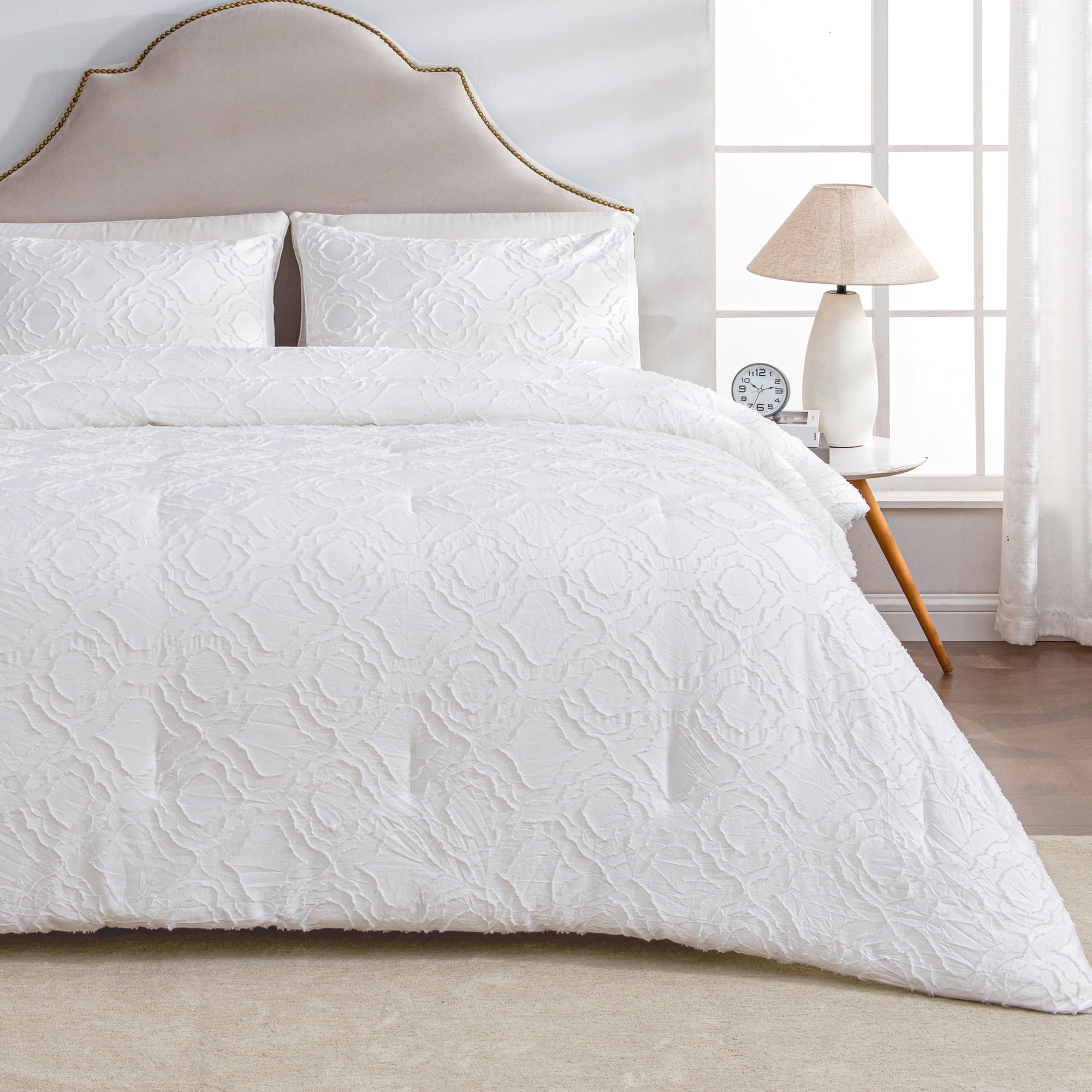 Andency White Floral Tufted Comforter Set Full(79X90Inch), 3 Pieces(1 Boho Comforter, 2 Pillowcases) Textured Farmhouse Comforter, Soft Microfiber Down Alternative Geometric Comforter Bedding Set