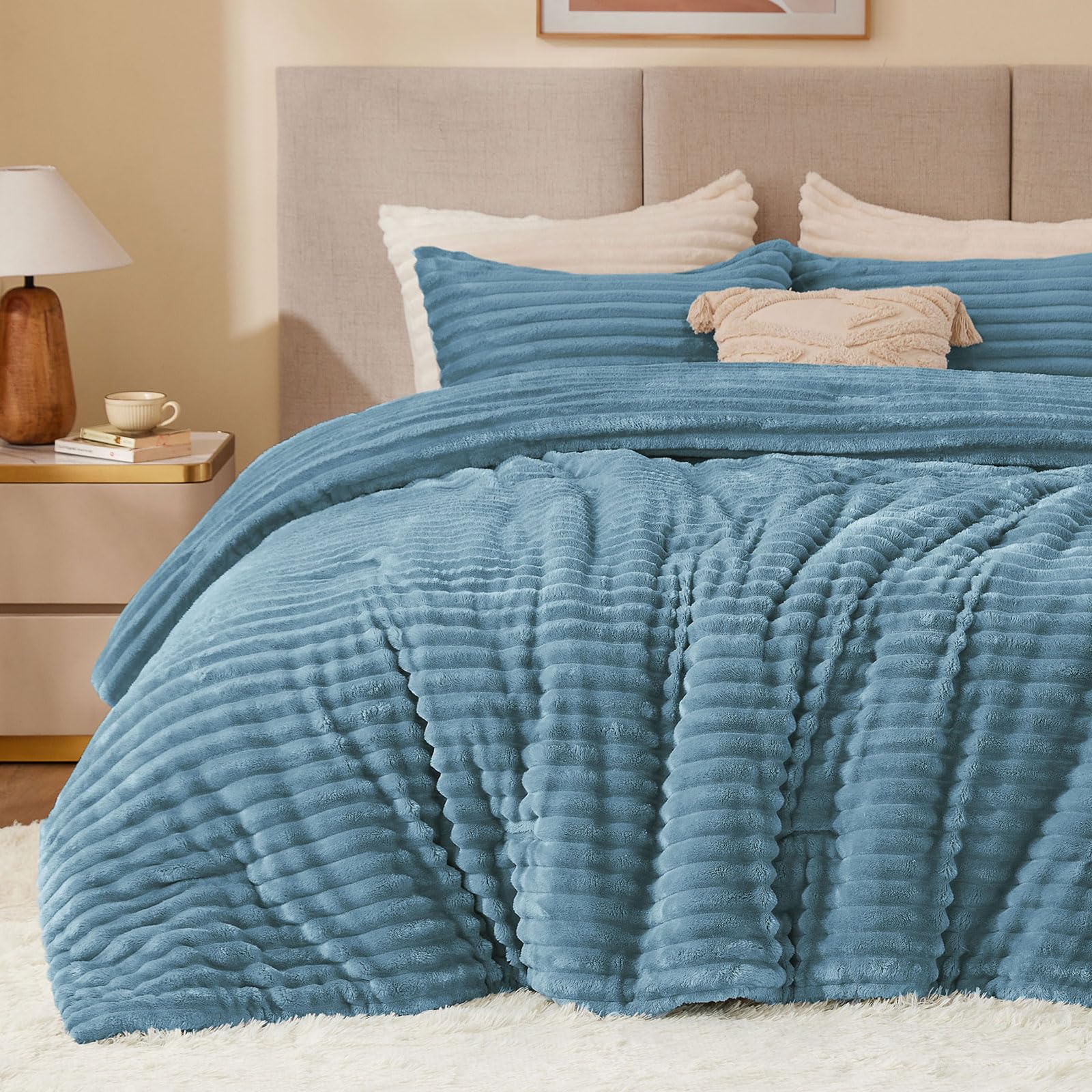 Bedelite Fleece Queen Comforter Set -Super Soft & Warm Fluffy Blue Fog Bedding, Luxury Fuzzy Heavy Bed Set For Winter With 2 Pil