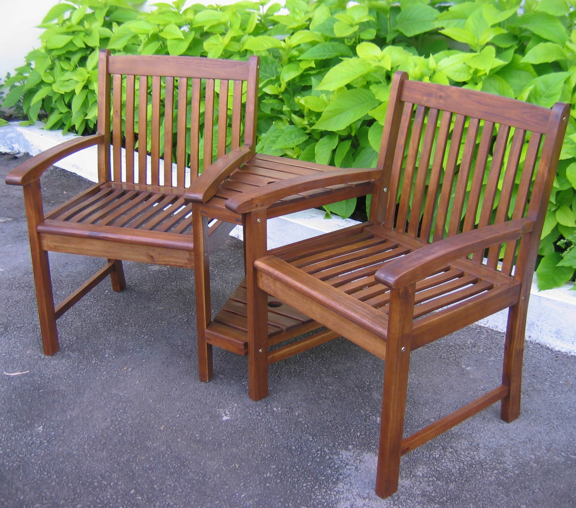 International Caravan Double Corner Patio Chair