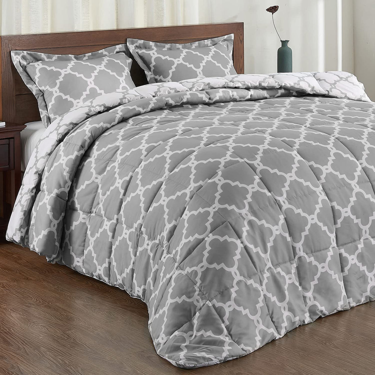 Basic Beyond Queen Comforter Set -   Grey Comforter Queen Set, Reversible Bed Comforter Queen Set For All Seasons,   Grey, 1 Com
