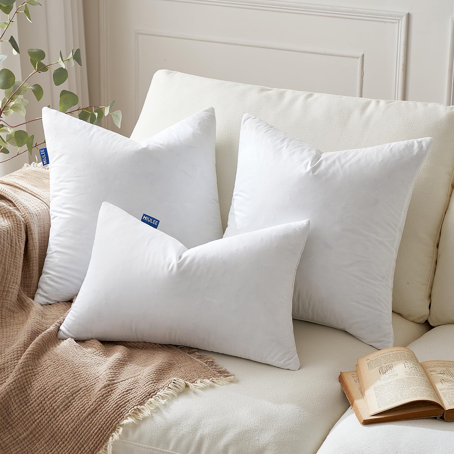Miulee 22X22 Pillow Inserts,Set Of 2 Down Feather Throw Pillows For Couch Sofa Bed, Decorative Fluffy Throw Pillow Inserts Cotton Fabric,White