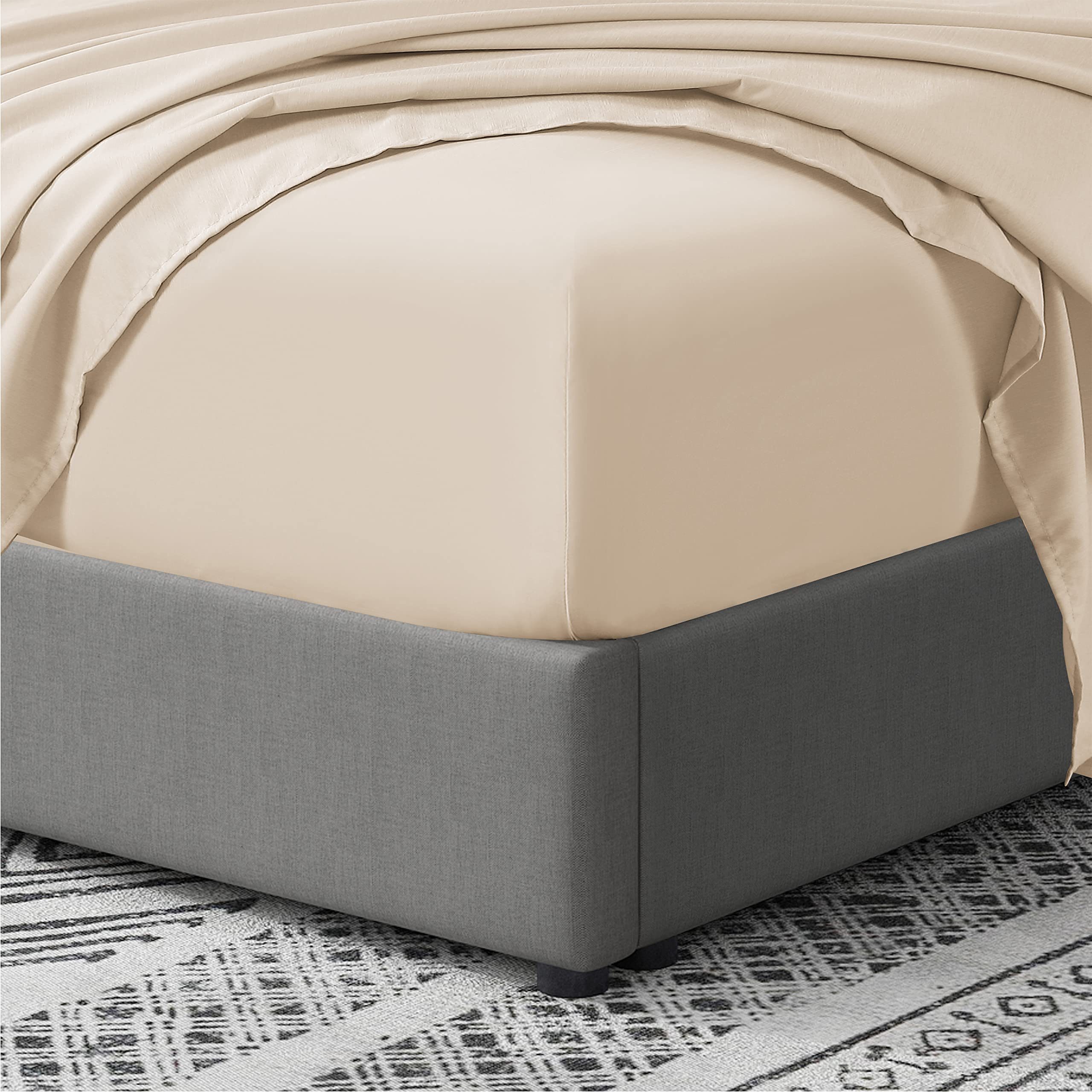 Cathay Home California King Fitted Sheet - Double Brushed Ultra Soft – Wrinkle & Fade Resistant - 16' Deep Pocket Fitted Sheet Only - Good Fit For 14'-18' Deep Mattress (Cal King, Cream)