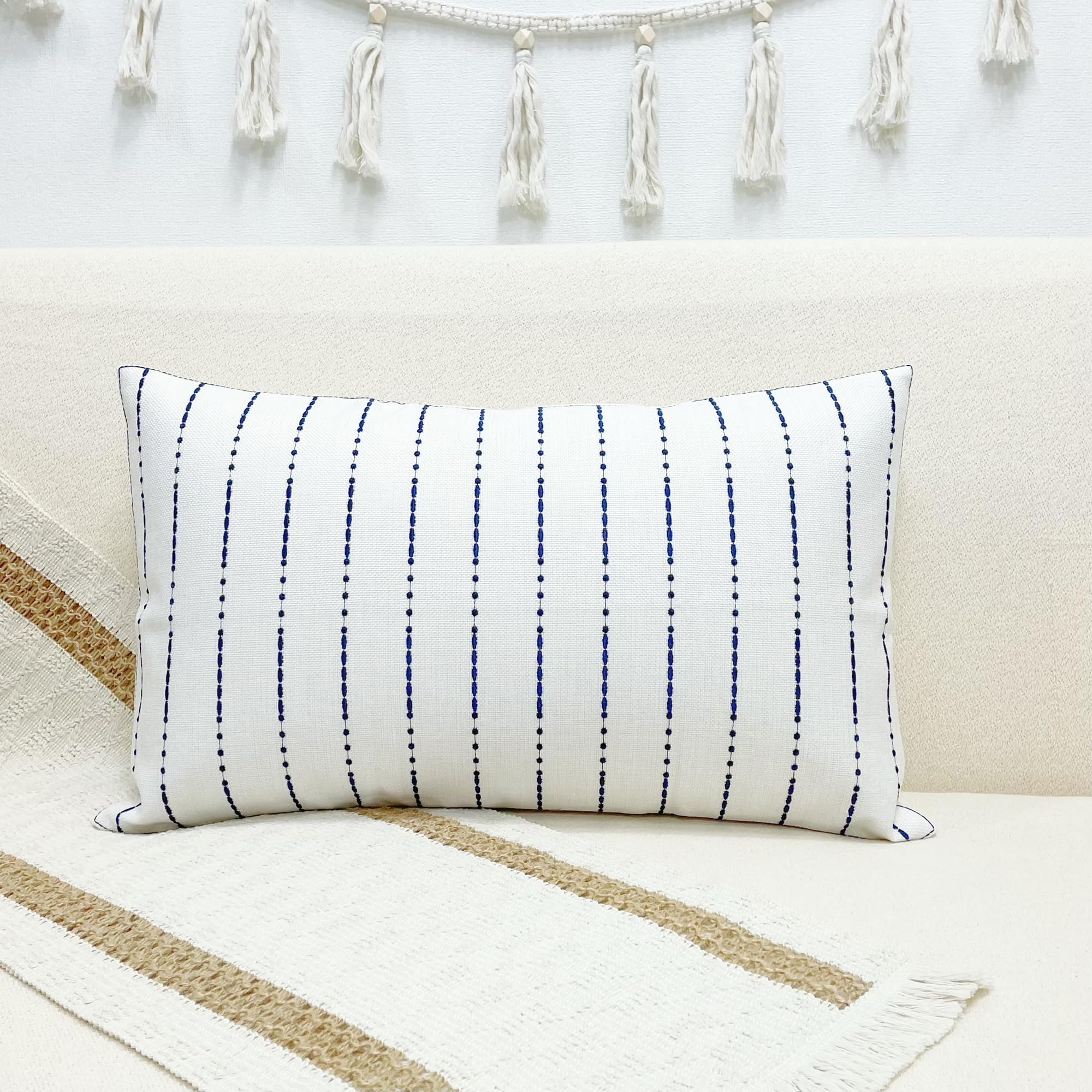 Slow Cow Linen Embroidery Decorative Lumbar Throw Pillow Cover Rectangular Pillowcase Cushion Cover For Bed Couch Sofa 12 X 20 I