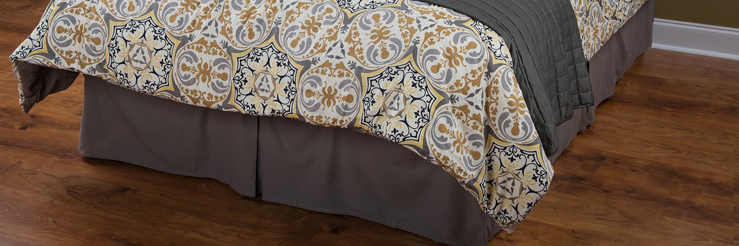 Rizzy Home | BT1330 | Bed Skirt | 60&quot;x80&quot; Gray/Neutral/ Solid