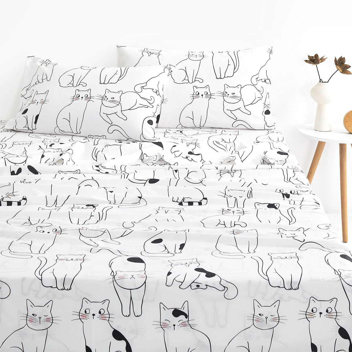 Wake In Cloud - Cats Bed Sheets, 100% Cotton, 4-Piece Sheet Set, Cute Cat Kitty Kitten Animal Drawing Pattern Printed Bedding, D