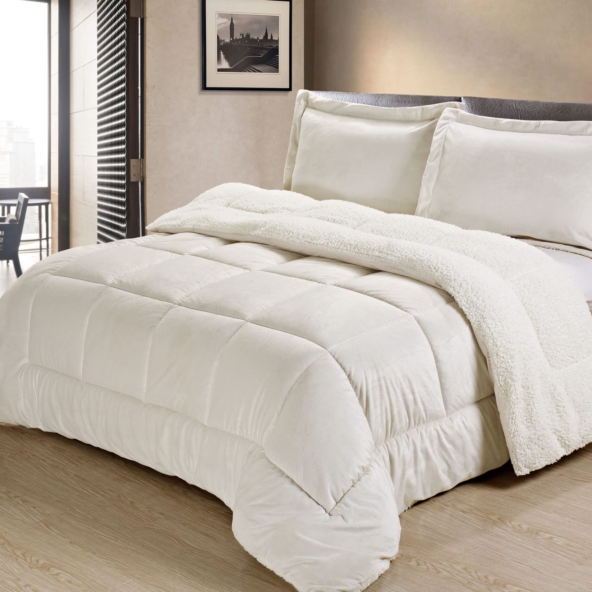 Cathay Home King Comforter Set: Ultra Soft And Plush Reversible Micromink And Sherpa 3-Piece Bedding Set, Ivory, King (102' X 9