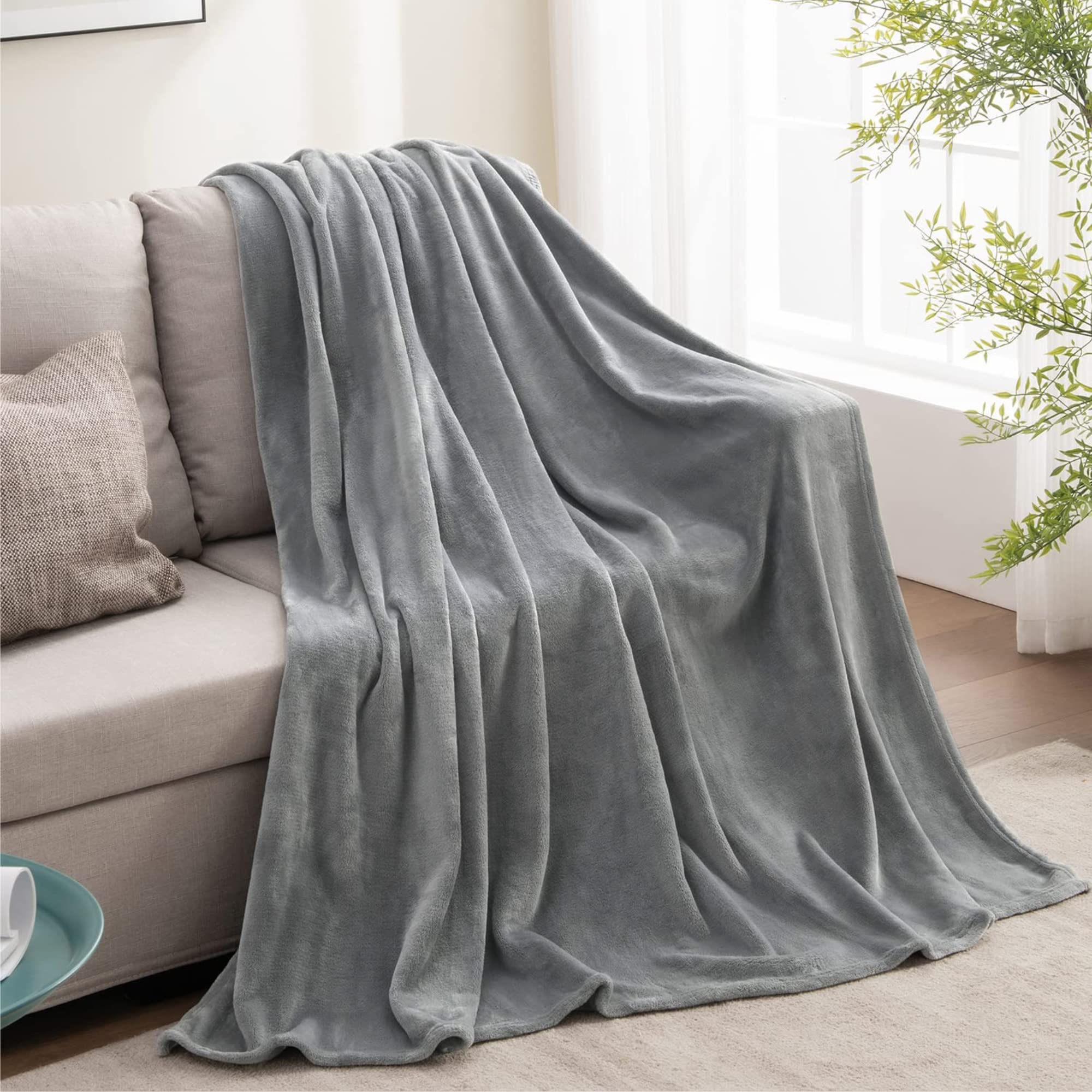 Bedelite Fleece Blanket Twin Size Grey Throw Blanket For Couch & Bed, Plush Cozy Fuzzy Blanket, Super Soft & Warm Blankets For F