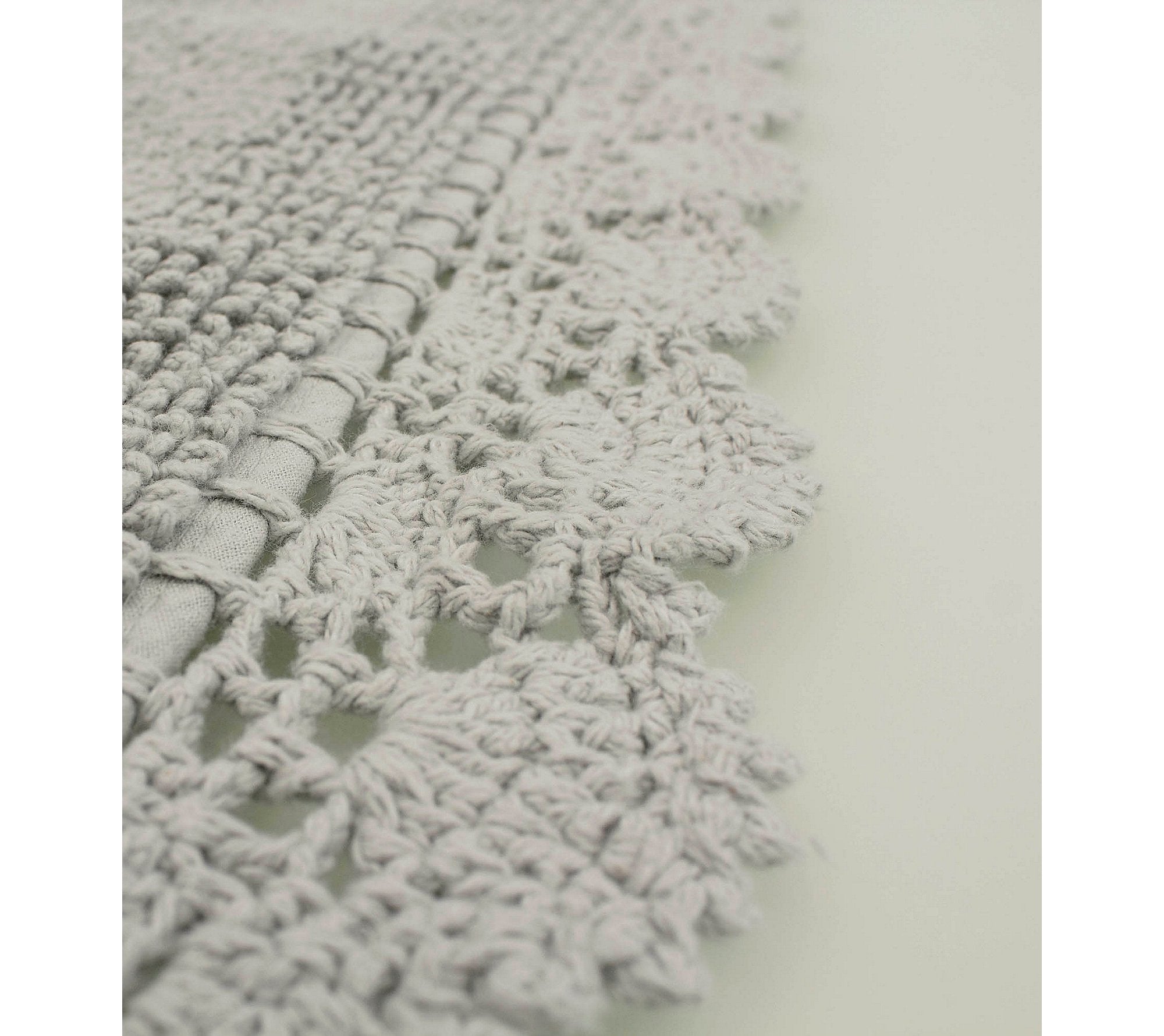 Laura Ashley Crochet Cotton 21X34 Bath Rug, Light Grey