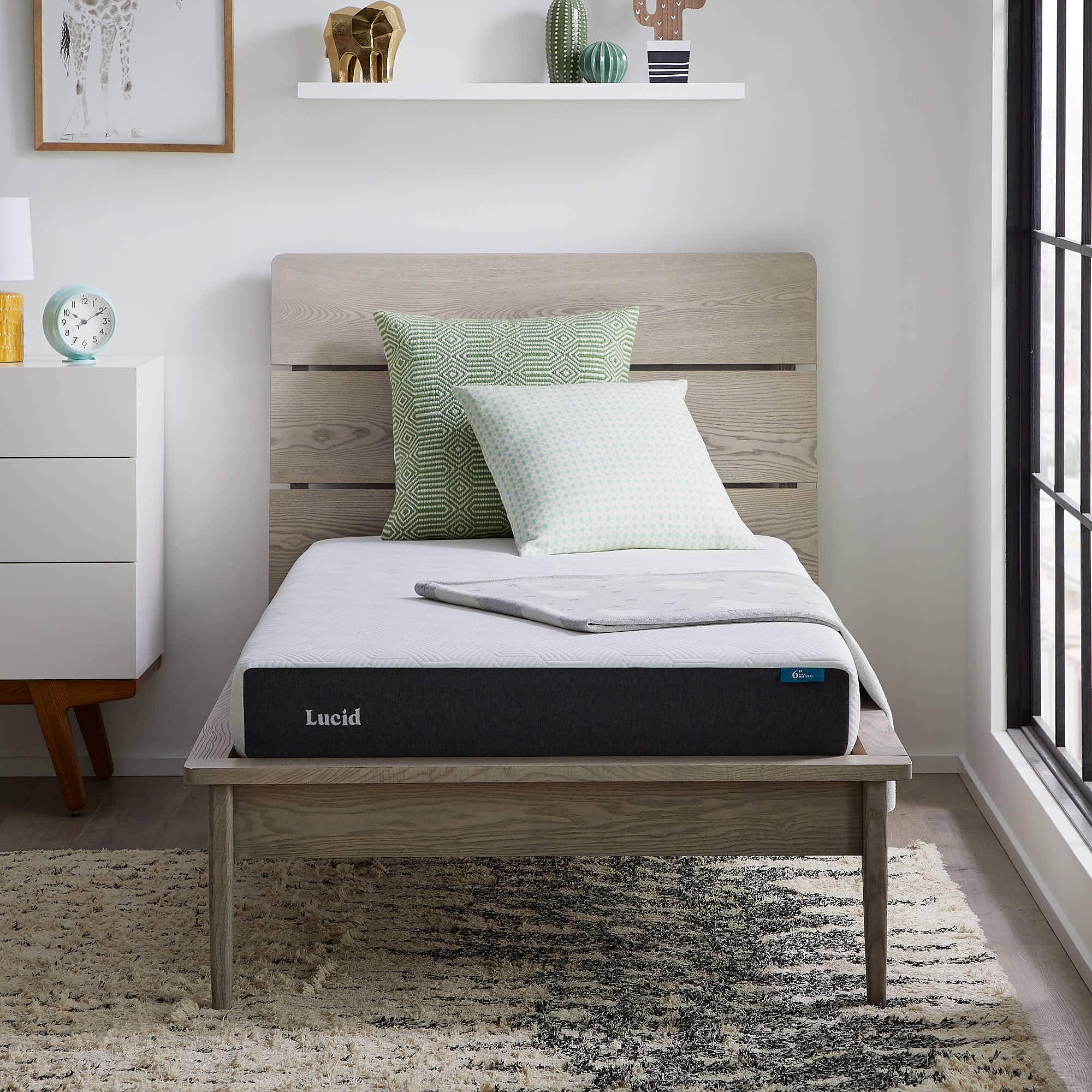 Lucid 6 Inch Memory Foam Mattress - Firm Feel - Gel Infusion - Memory Foam Infused with Bamboo Charcoal - Breathable - CertiPur 