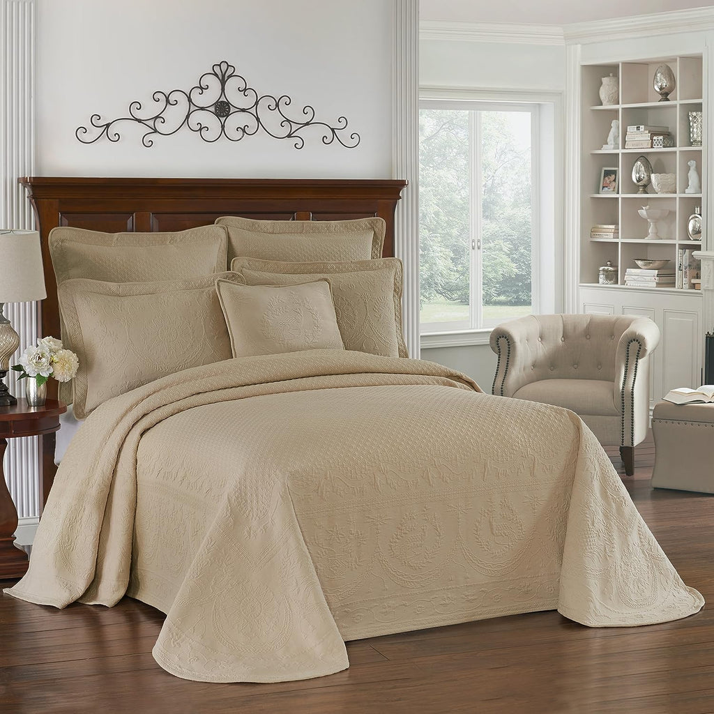 Historic Charleston King Charles Modern Farmhouse Floral Matelasse Bedspread, 100% Cotton Breathable Bedding, King/Calking, Birc