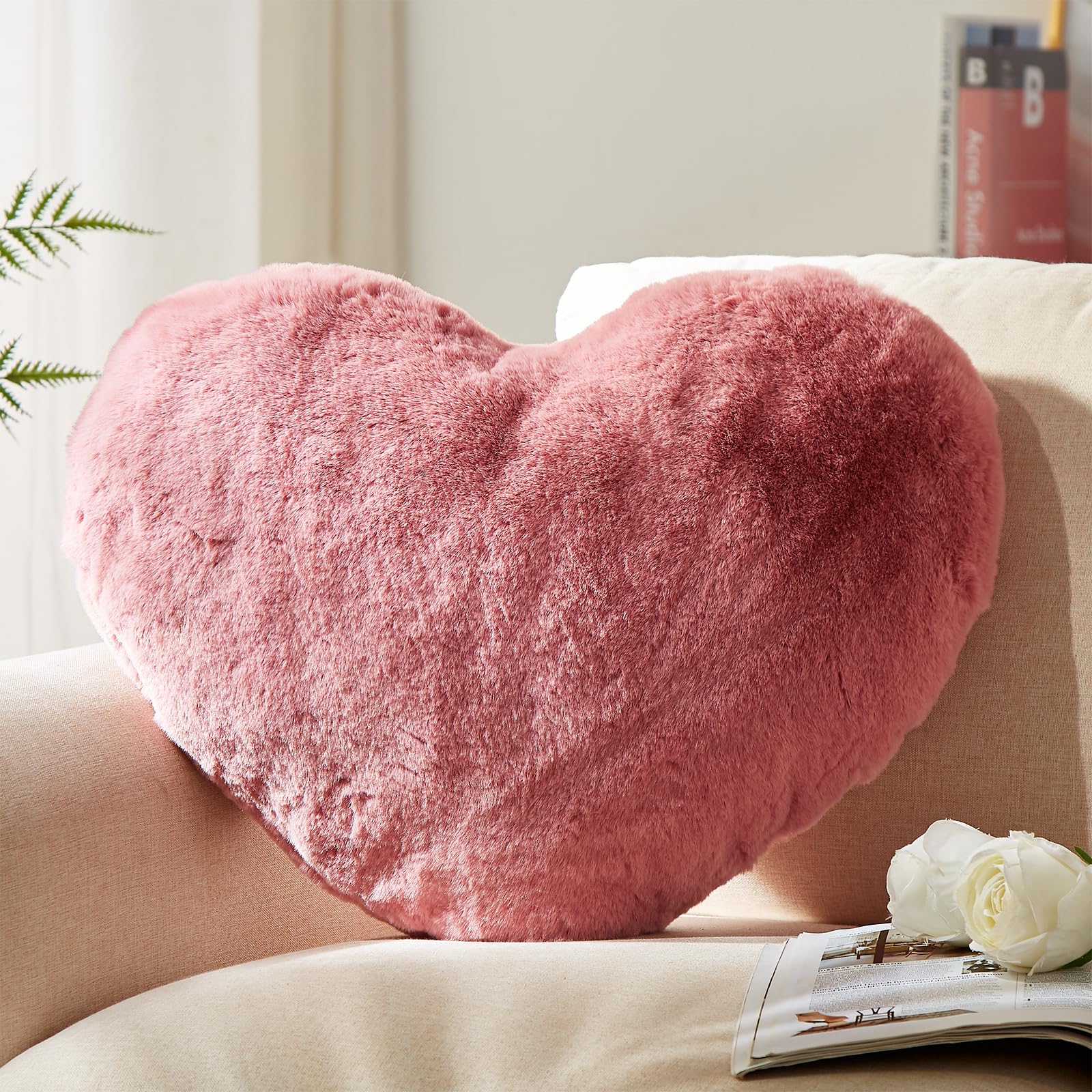 YRXRUS Heart Shaped Pillow, Cute Love Heart Pillow, Small Rose Heart Pillows Gifts, Faux Rabbit Fur Love Coquette Room Decor, Th