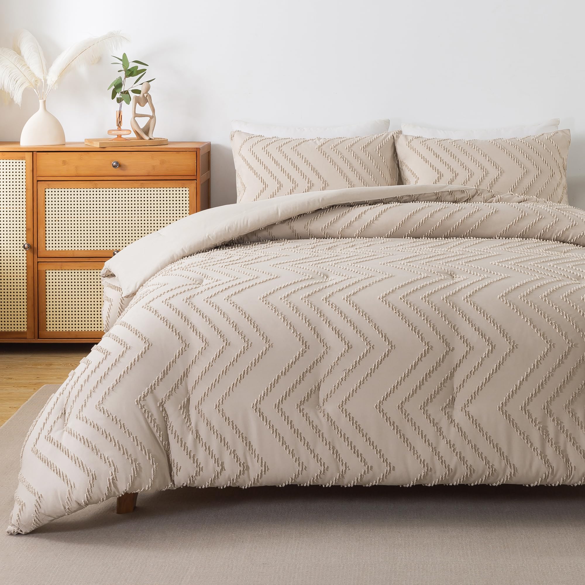Andency Khaki Comforter Set King Size, Farmhouse Shabby Chic Boho Soft Fluffy Warm Lightweight Bedding Comforter Sets For King Bed, 3 Pieces Chevron Tufted Aesthetic Microfiber Lightweight Bed Set