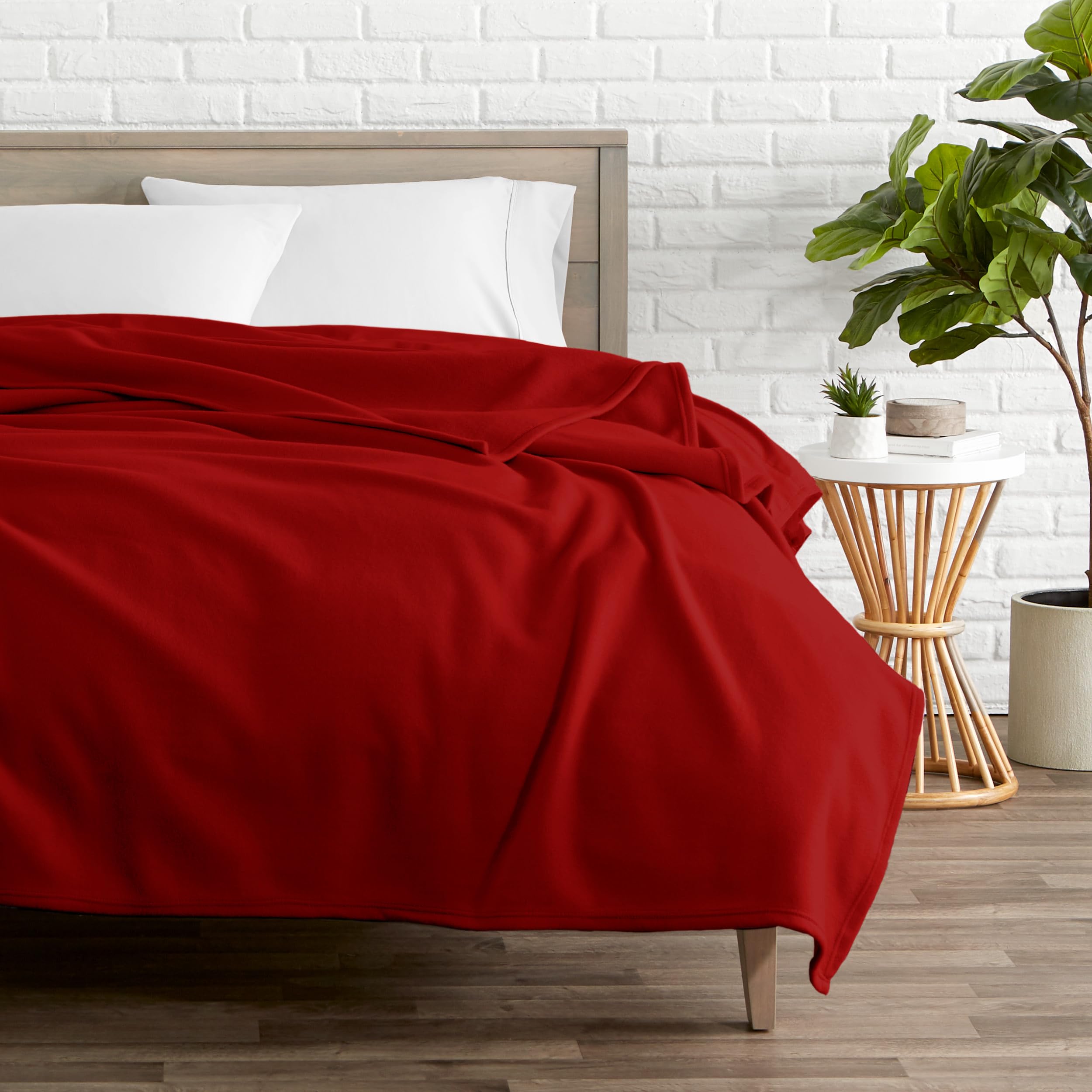 Bare Home Polar Fleece Blanket - Twin/Twin Xl Blanket - Red - Warm & Cozy - Premium Fleece Blanket - Blanket For Bed, Sofa, Camp