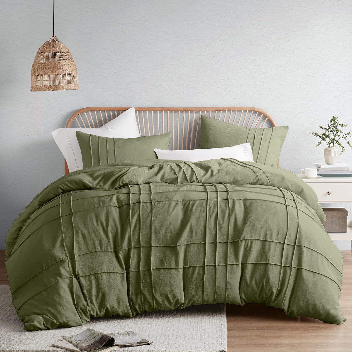 Comfort Spaces Olive Green Queen Size Duvet Cover Set - 3-Pc Pintuck Pleated Duvet Cover Queen, All Season Lightweight, Extra So