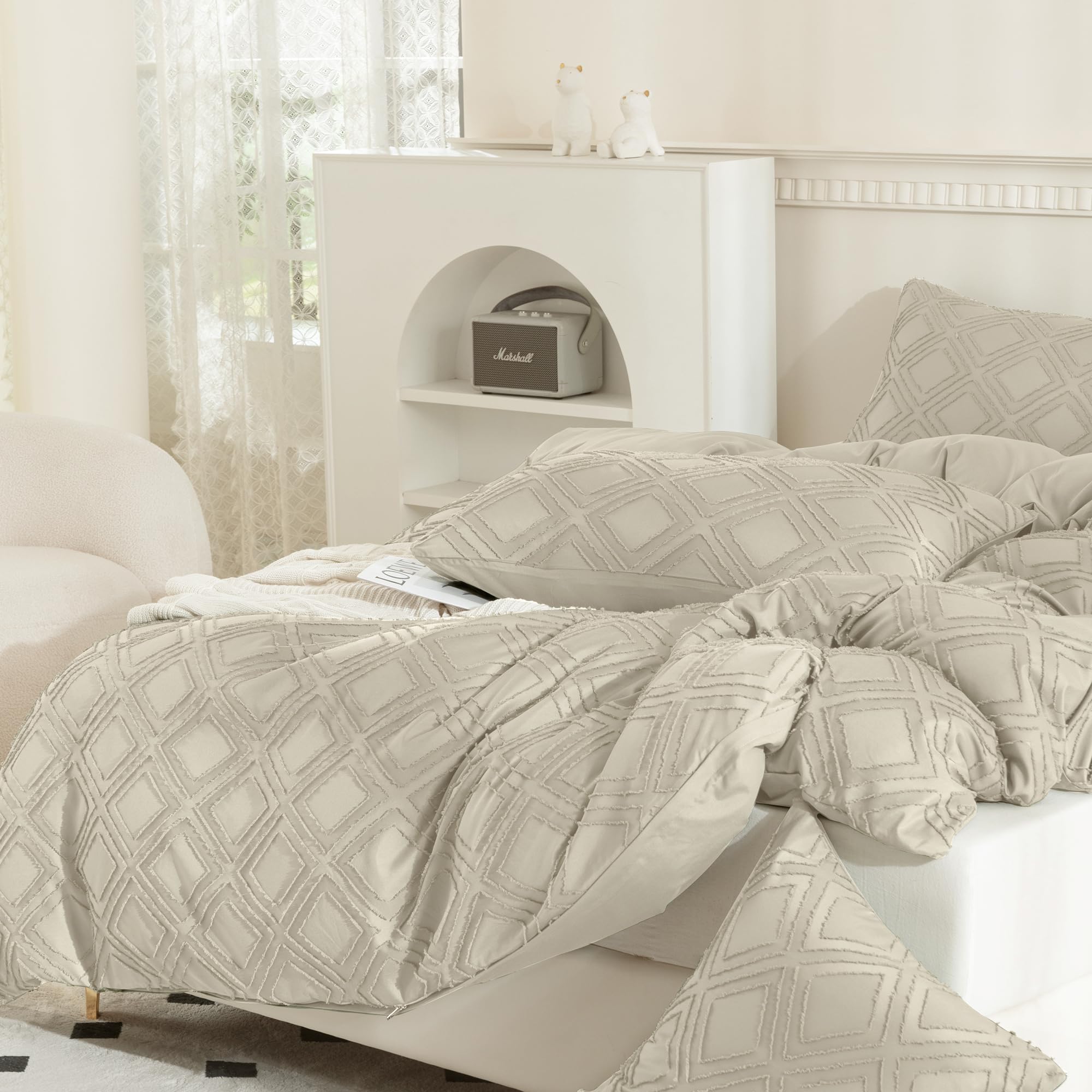 Jellymoni 2 Pack Cream Grey Pillowcases Standard Size, Soft Microfiber Geometric Tufted Pillow Covers With Envelope Closure (Pil