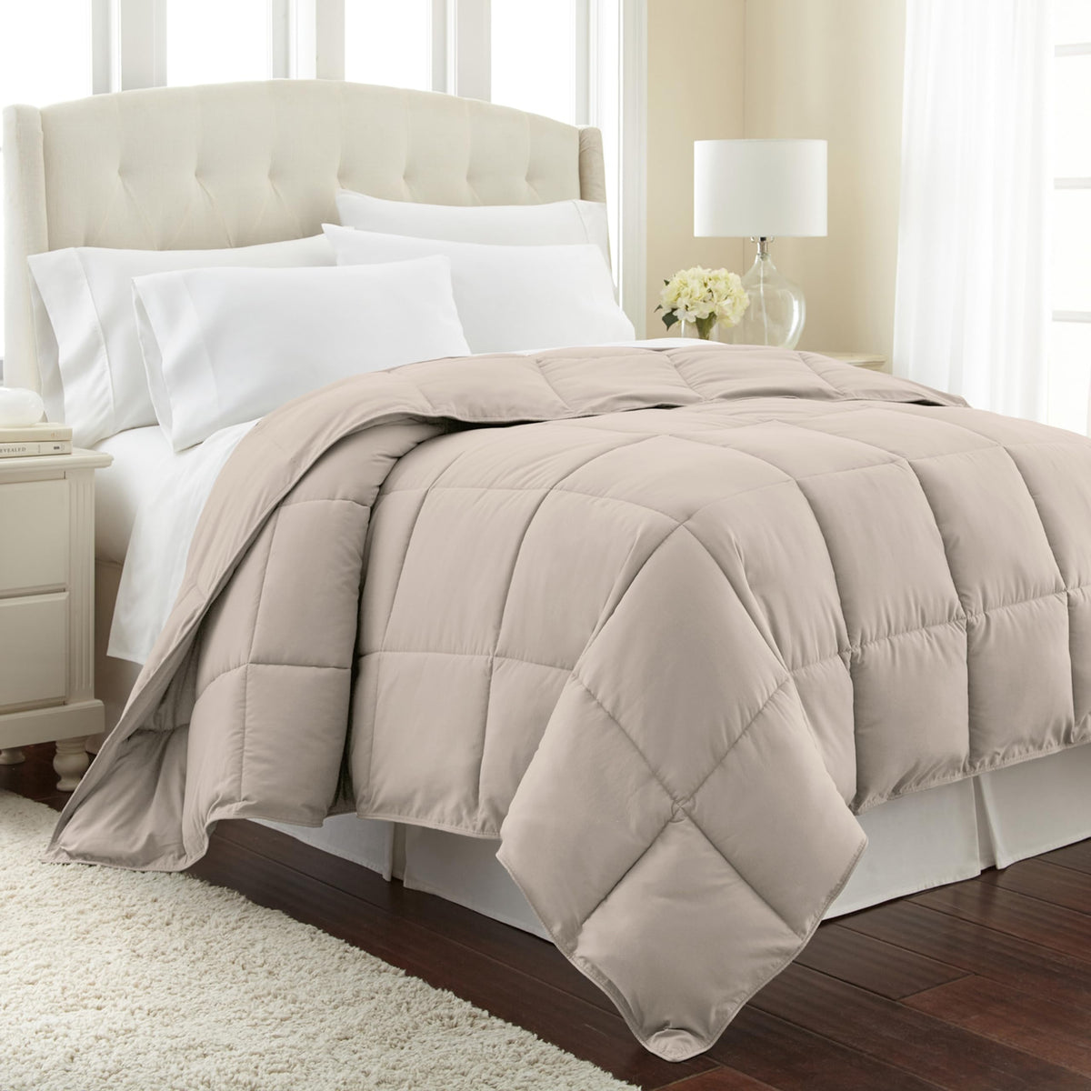 Southshore Fine Living, Inc. Vilano Springs Premium Quality Over-Sized All-Season Down-Alternative Comforter, Bone, King/Califor