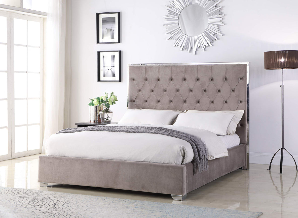 Best Master Furniture Natasha Velvet Platform Bed, Cal. King, Light Grey