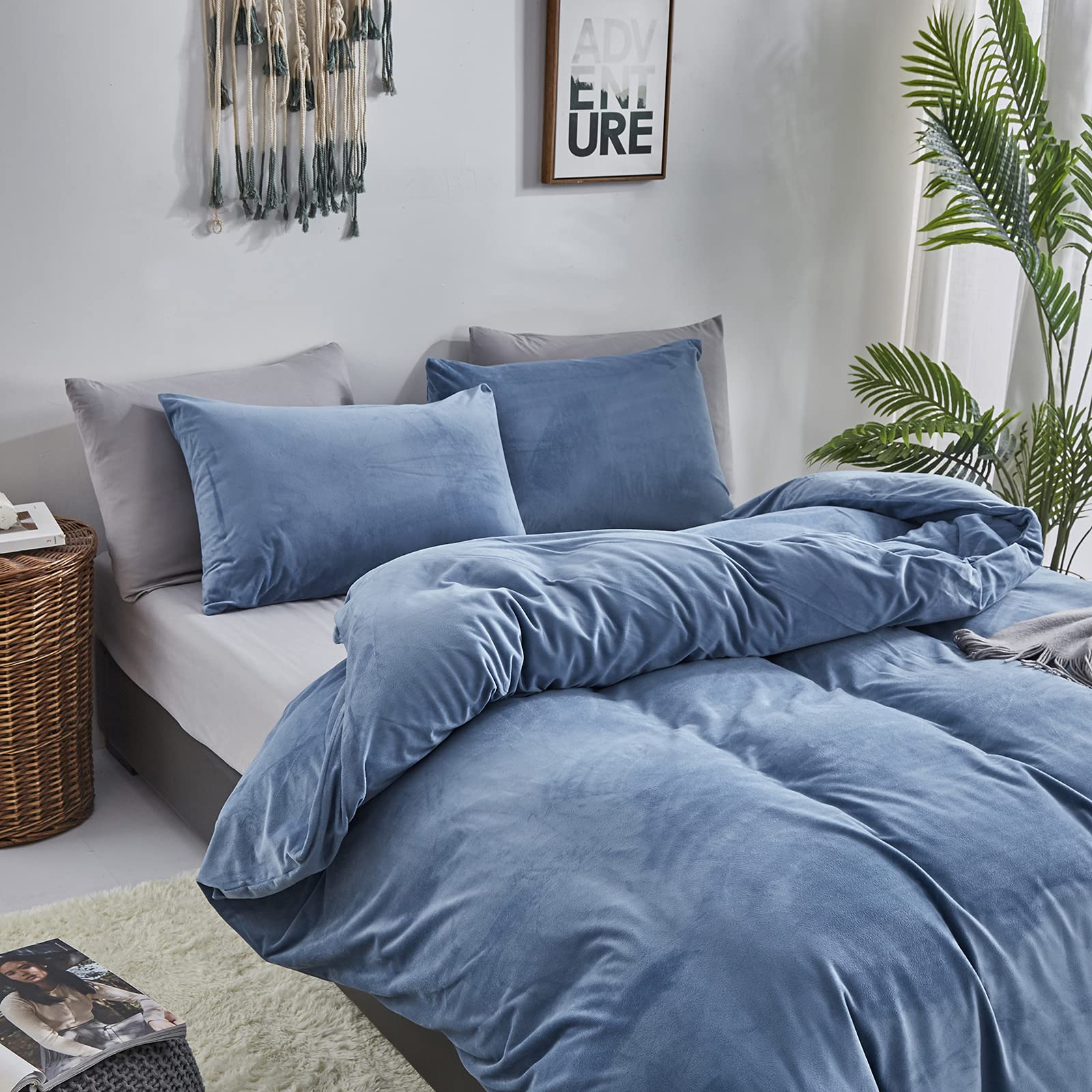 Clothknow Blue Velvet King Size Comforter Set 3Pcs Fluffy Bedding Comforter Sets Lake Blue Comforter King Soft Cozy Comforter With 2 X Pillowcases