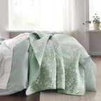 Bedsure Floral Quilt Set Queen - Reversible Mint Green Botanical Quilt Bedding Set, 3 Pieces Lightweight Bedspread, Soft Microfi