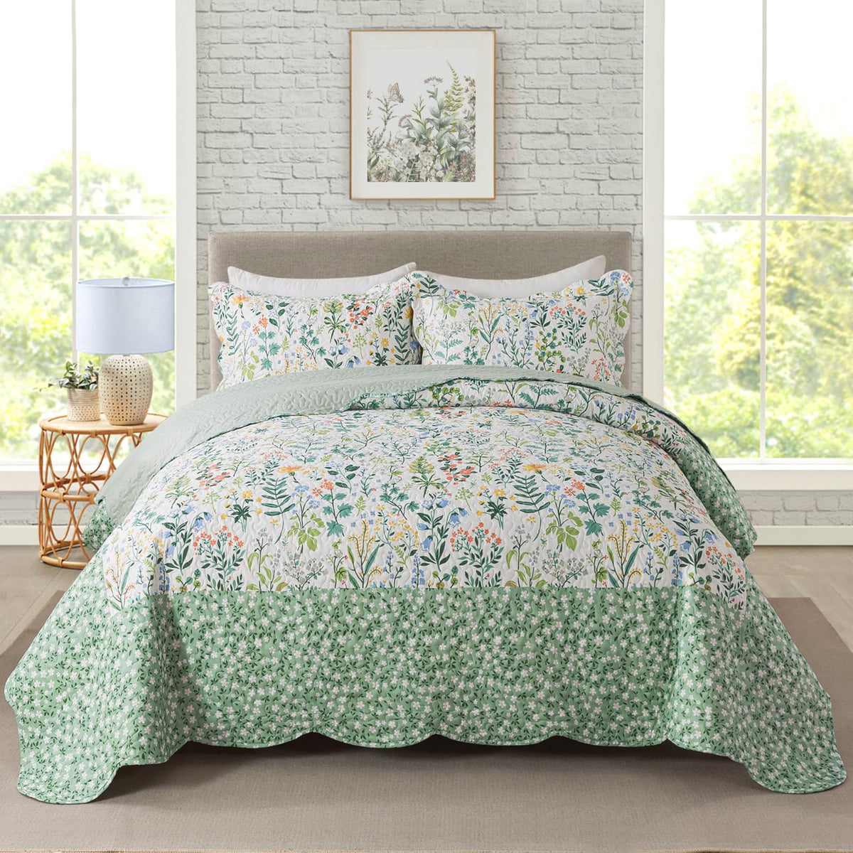 Travan 3-Piece Floral Quilt Super King Quilt Bedding Set, Ultra Soft & Fade Resistant Super King Size Quilt Set For All Season,