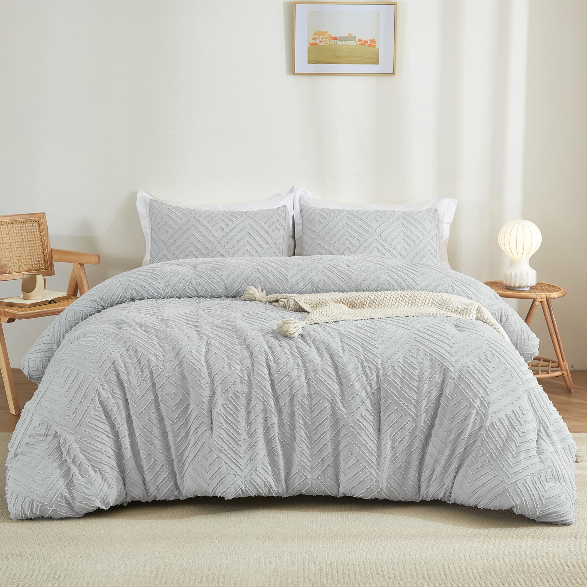Litanika California King Comforter Set Light Grey, 3 Pieces Tufted Boho Farmhouse Bedding Comforter Sets, Lightweight Fluffy Com