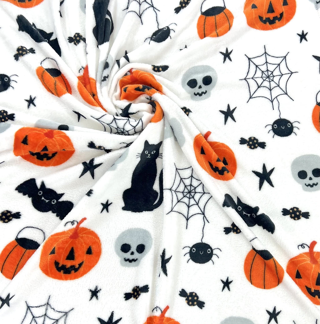 Serafina Home Halloween Blanket Throw: Fuzzy Boo! Jack O'Lantern Spider Webs Skull And Black Cats Print On Velvet Fleece For Sof