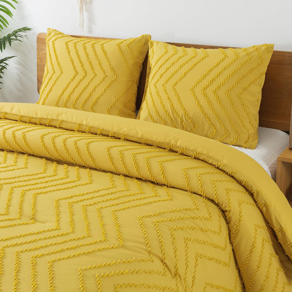 Litanika Mustard Yellow Queen Size Comforter Sets, 3 Pieces Lightweight Chevron Tufted Bedding Comforter Set, Fluffy Down Altern