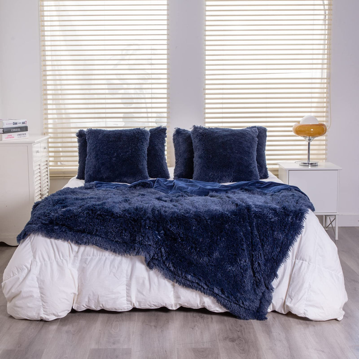 Yusoki Twin Size Faux Fur Throw Blanket(Navy Blue,60'' X 80''),Whithout Pillows,Winter Lightweight Plush Fuzzy Soft Cozy Microfi