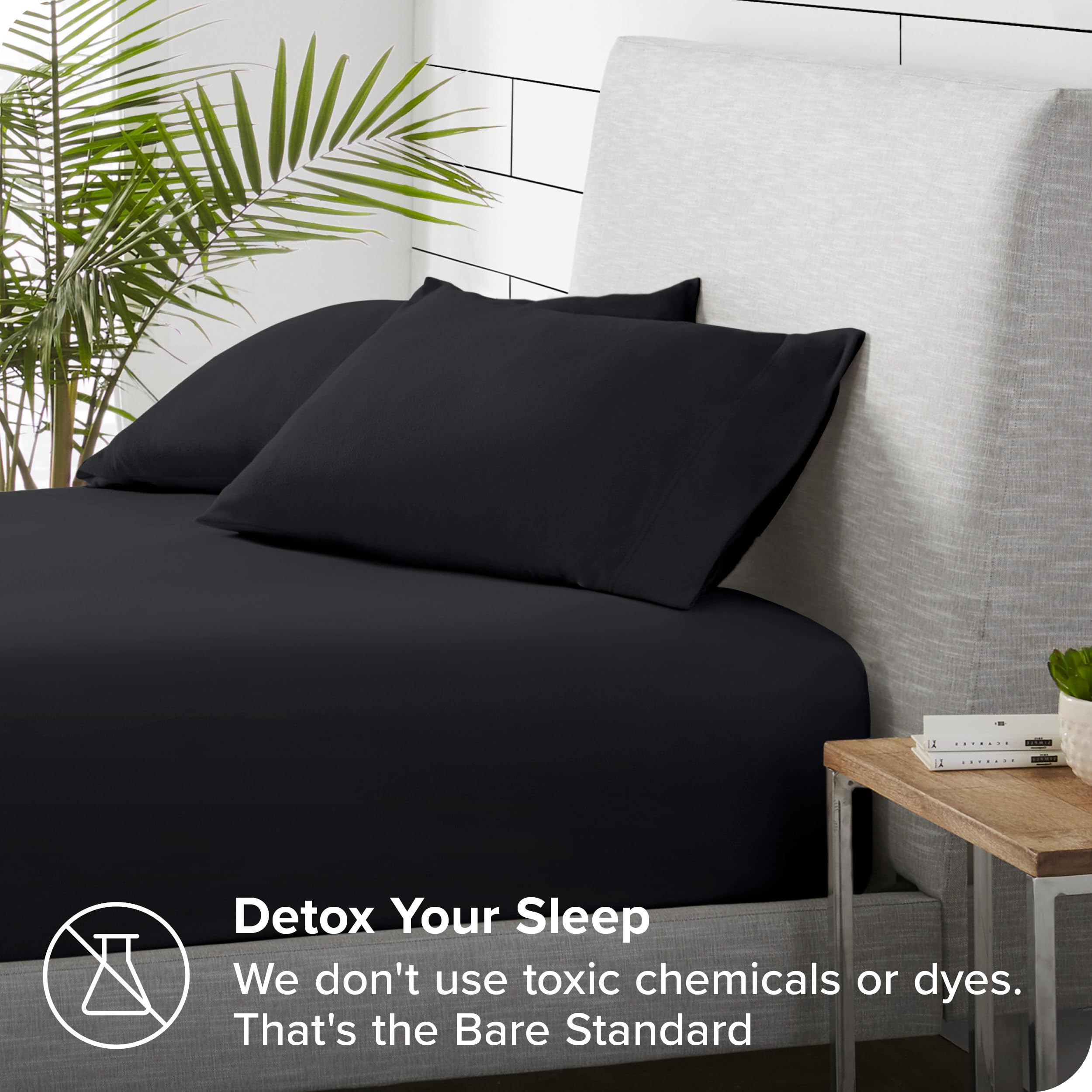 Bare Home Super Soft Fleece Fitted Sheet - Full Size - Extra Plush Polar Fleece - Deep Pocket - All Season Cozy Warmth (Full, Bl