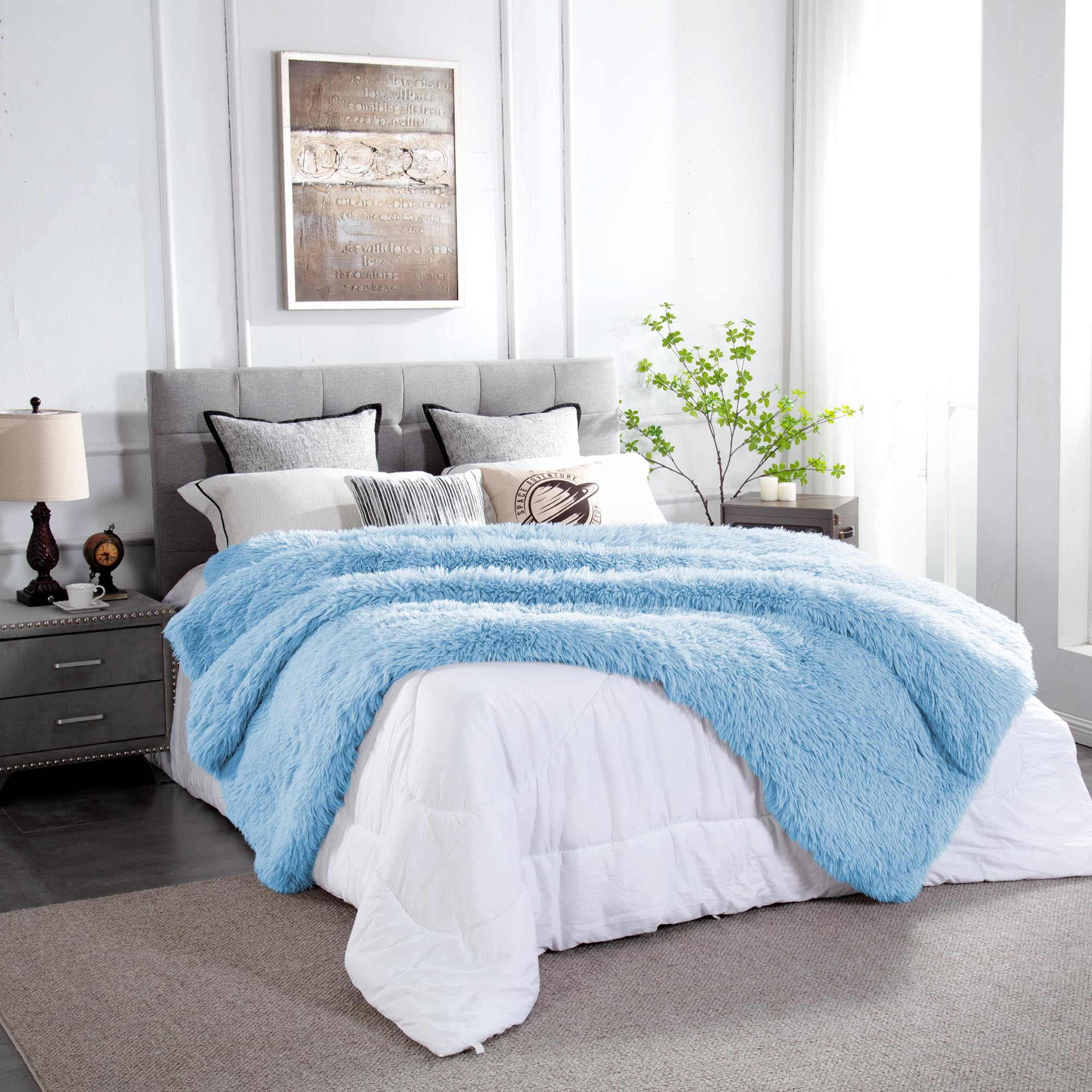 Joniyear Extra Large Decorative Fluffy Faux Fur Blanket Twin Size 60' X 71', Soft Luxury Lightweight Furry Blanket,Accent Cozy