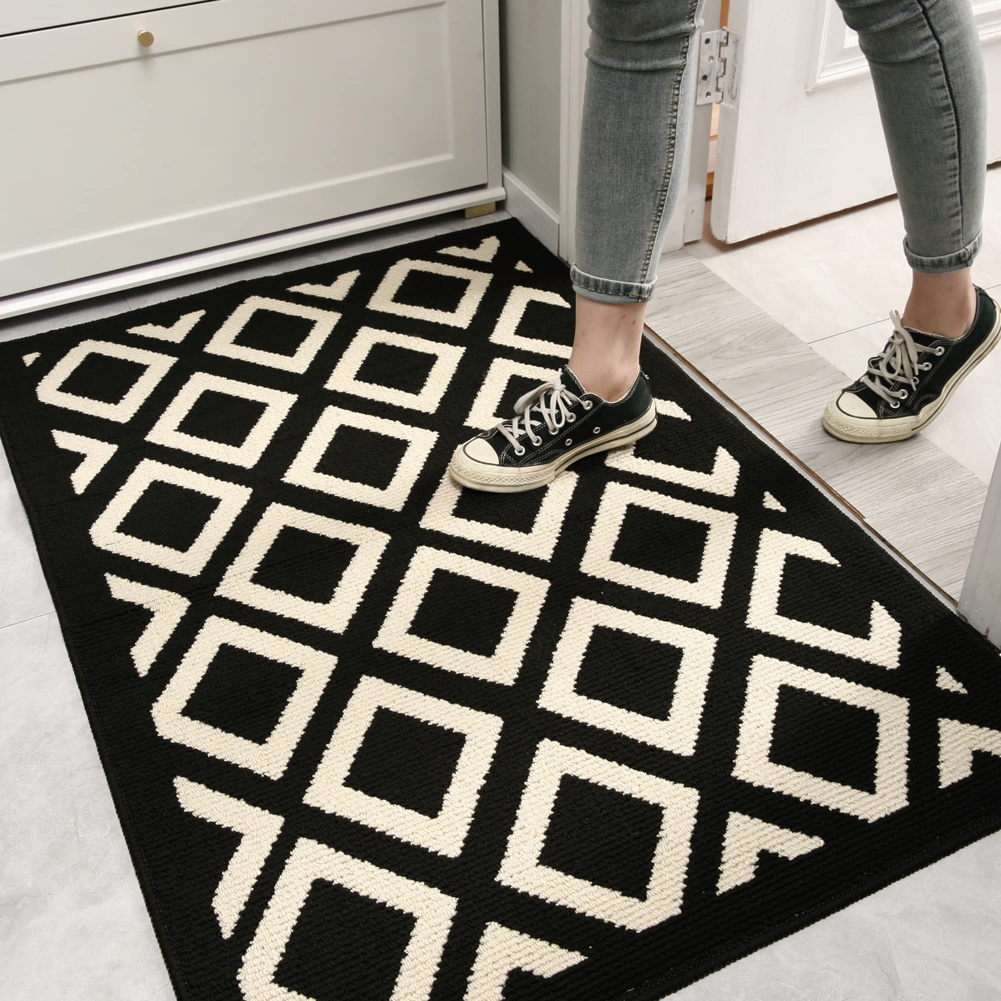 Granny Says Indoor Doormat, 32' X 48', Non-Slip Front Door Mats,Large Door Mat, Outdoor Welcome Mat Washable, Low Profile Entr