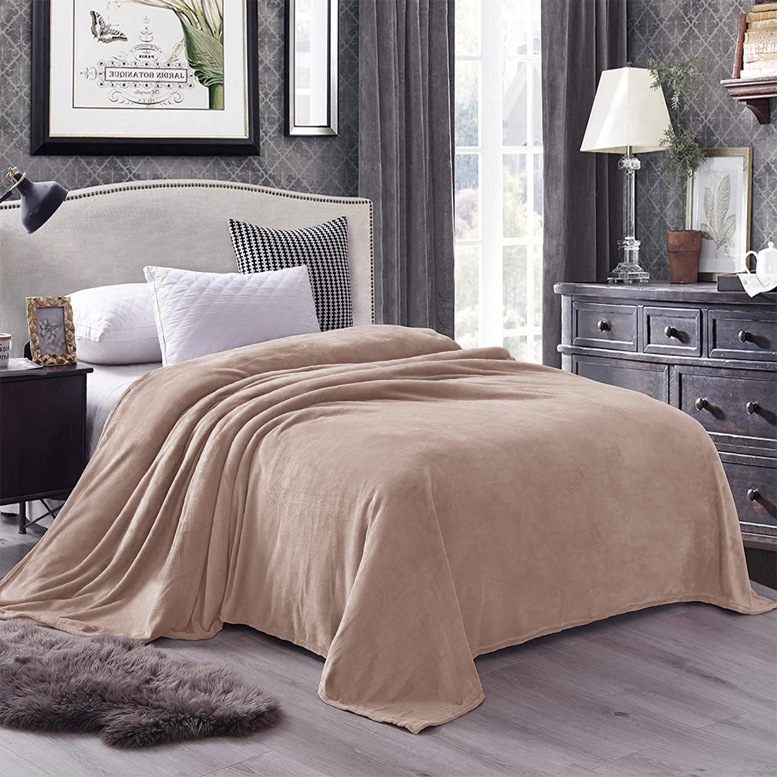 Exclusivo Mezcla Queen Size Flannel Fleece Velvet Plush Bed Blanket As Bedspread, Coverlet, Bed Cover (90X90 Inches, Camel) Soft