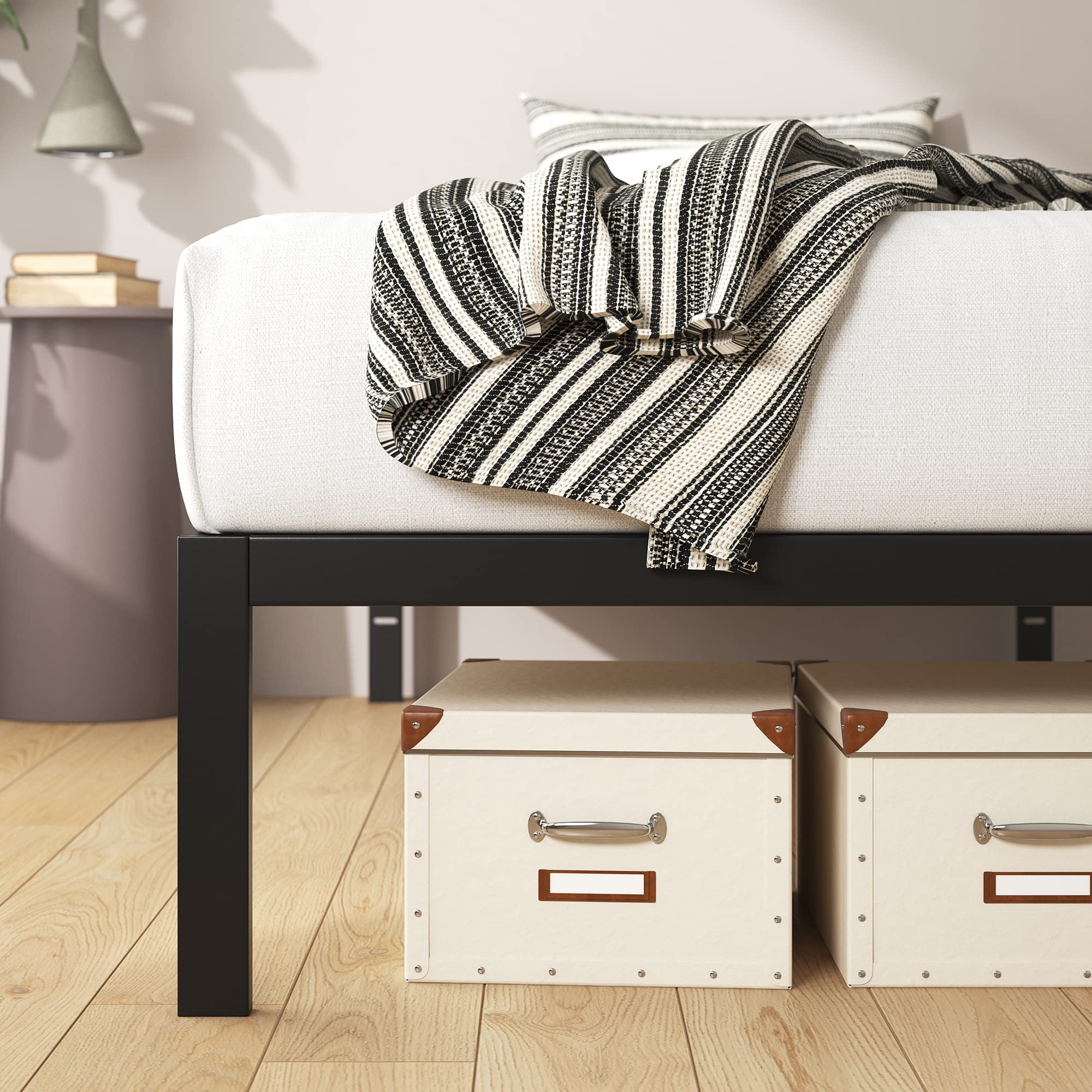 Zinus Mia Metal Platform Bed Frame, Wood Slat Support, No Box Spring Needed, Easy Assembly, Black, Twin