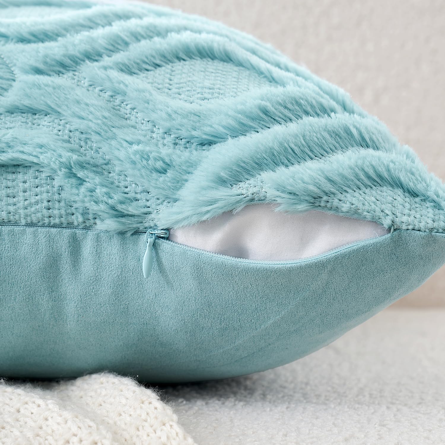 Miulee Sky Blue Throw Pillow Covers 20X20 Inch, Soft Winter Plush Faux Wool Couch Pillow Covers Set Of 2 Decorative Farmhouse Boho Throw Pillows For Sofa Living Room Bed