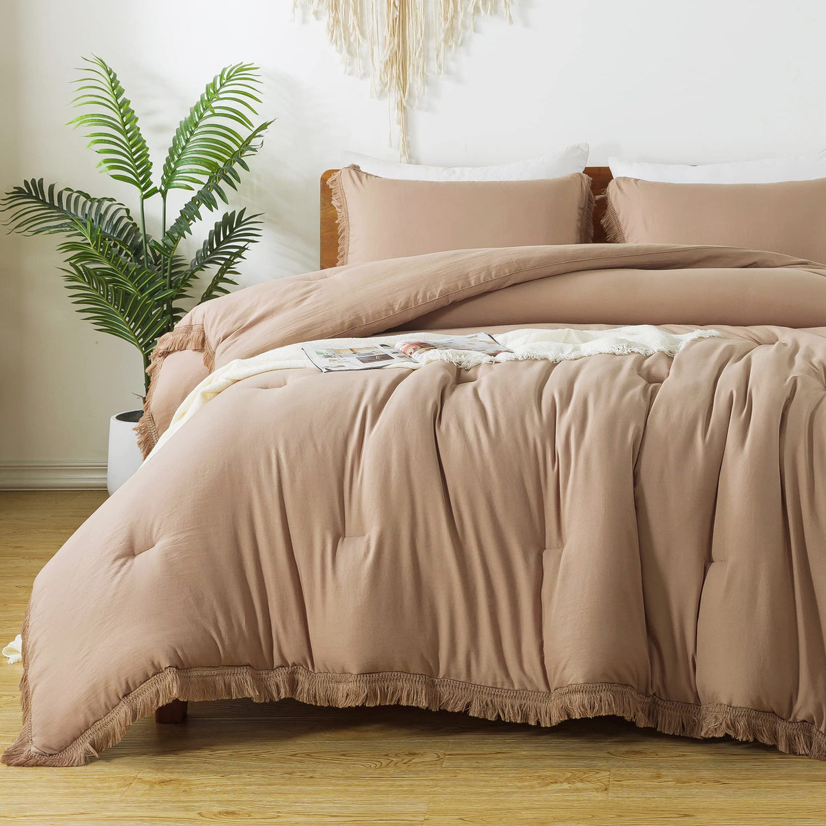 Andency Taupe Comforter Set Queen, 3 Pieces Boho Tassel Lightweight Bedding Comforter Sets, Tan All Season Soft Fluffy Fringe Be