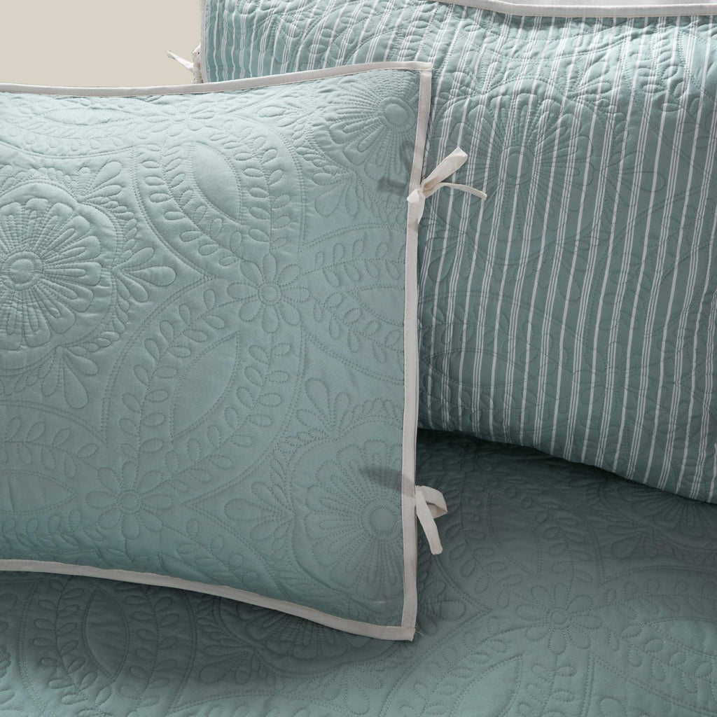 Madison Park Daybed Cover Set - Trendy Design, All Season Luxury Bedding With Bedskirt, Matching Shams, Decorative Pillow, Floral Medallion Quilted Blue 75'X39' 6 Piece