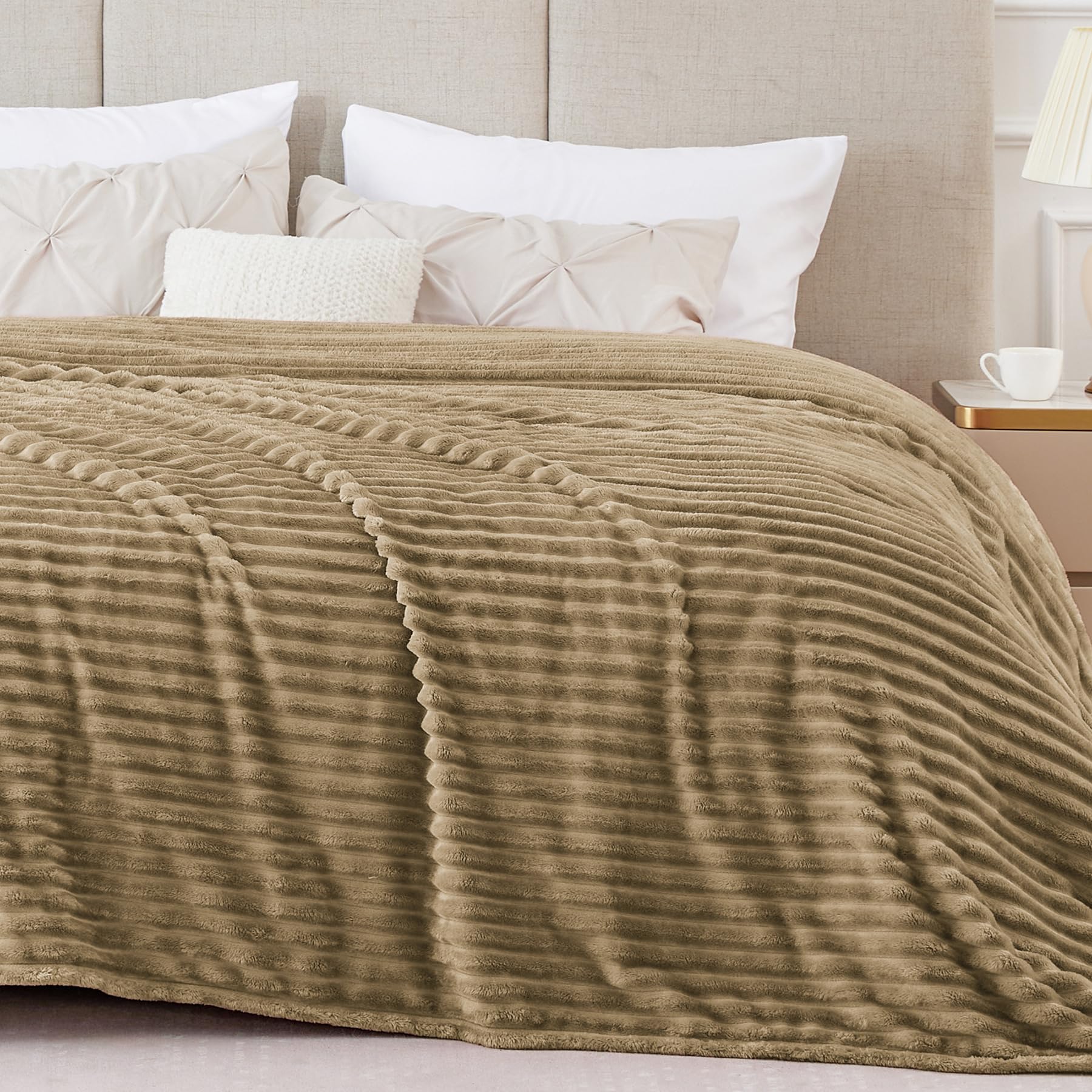 Bedelite Fleece Blanket King Size - 3D Ribbed Jacquard Soft And Warm Decorative Fuzzy Blankets - Cozy, Fluffy, Plush Lightweight