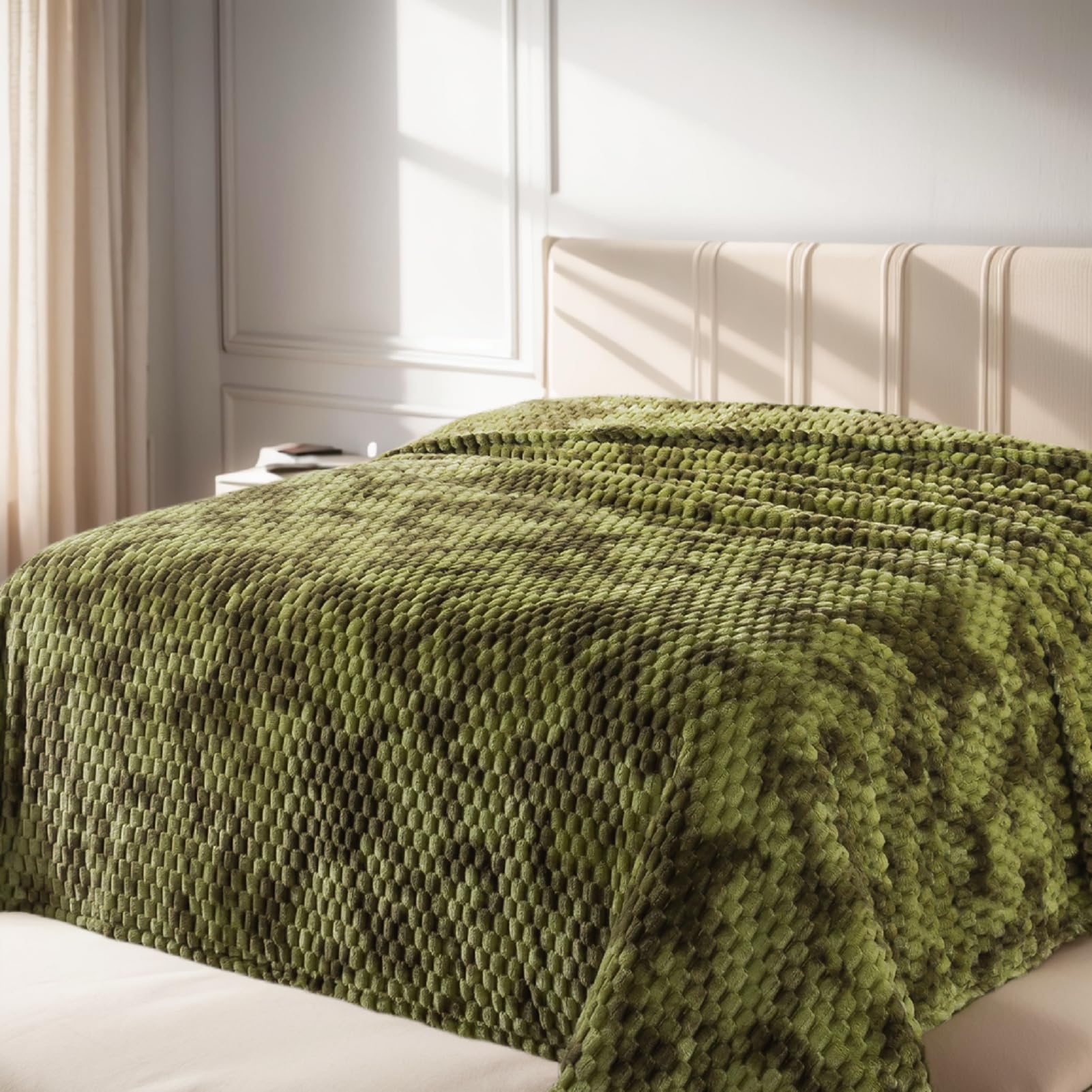 Richave Queen Size Fleece Blanket,Premium Lightweight Anti-Static 90X90 Inches 3D Clouds Stylish Jacquard Velvet Plush Bed Blanket For Queen Full Bed, Tie-Dye Olive Green