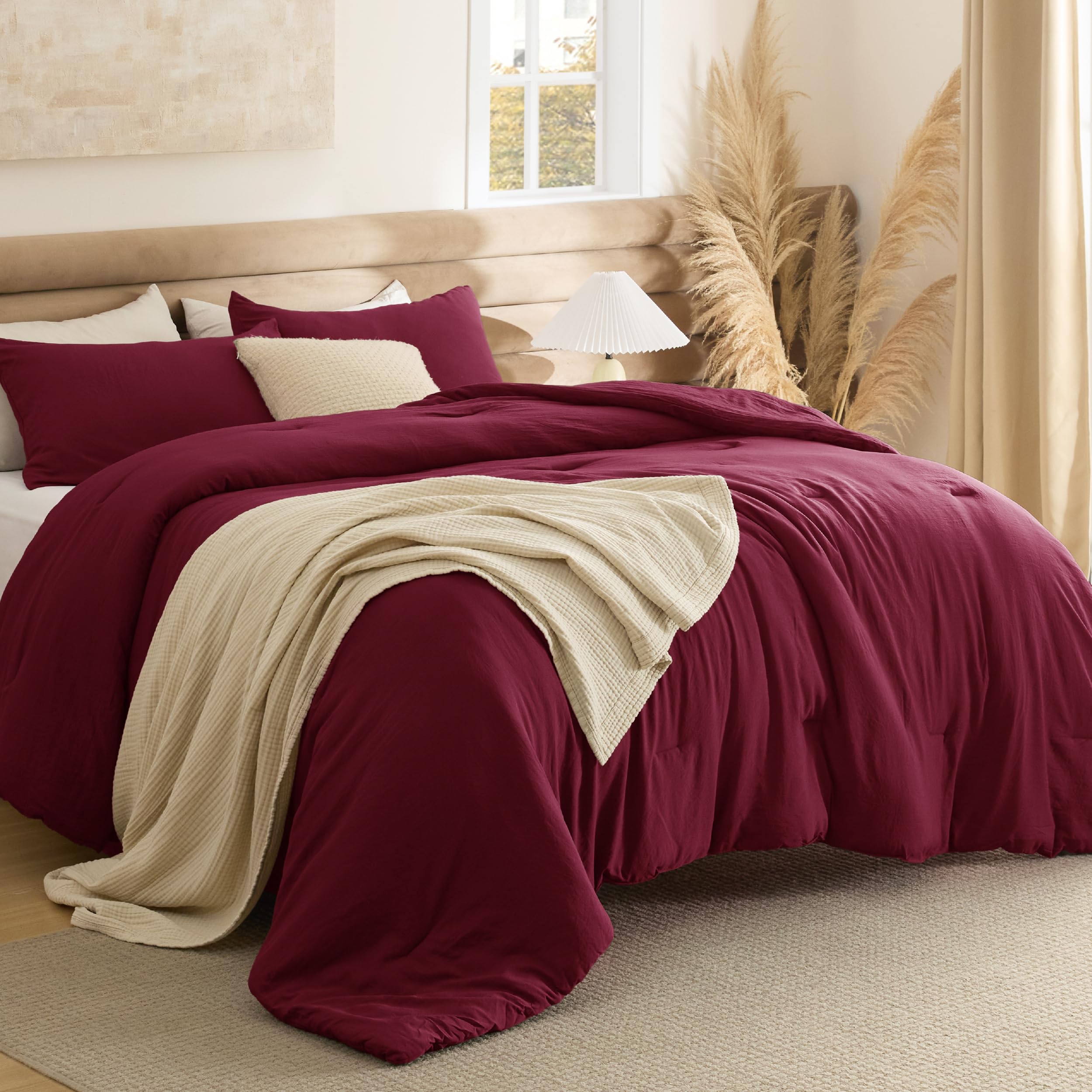 Bedsure Twin/Twin XL Comforter Set, Dark Red Soft Prewashed Bedding for All Seasons, 2 Pieces GentleSoft Bed Set, 1 Lightweight 