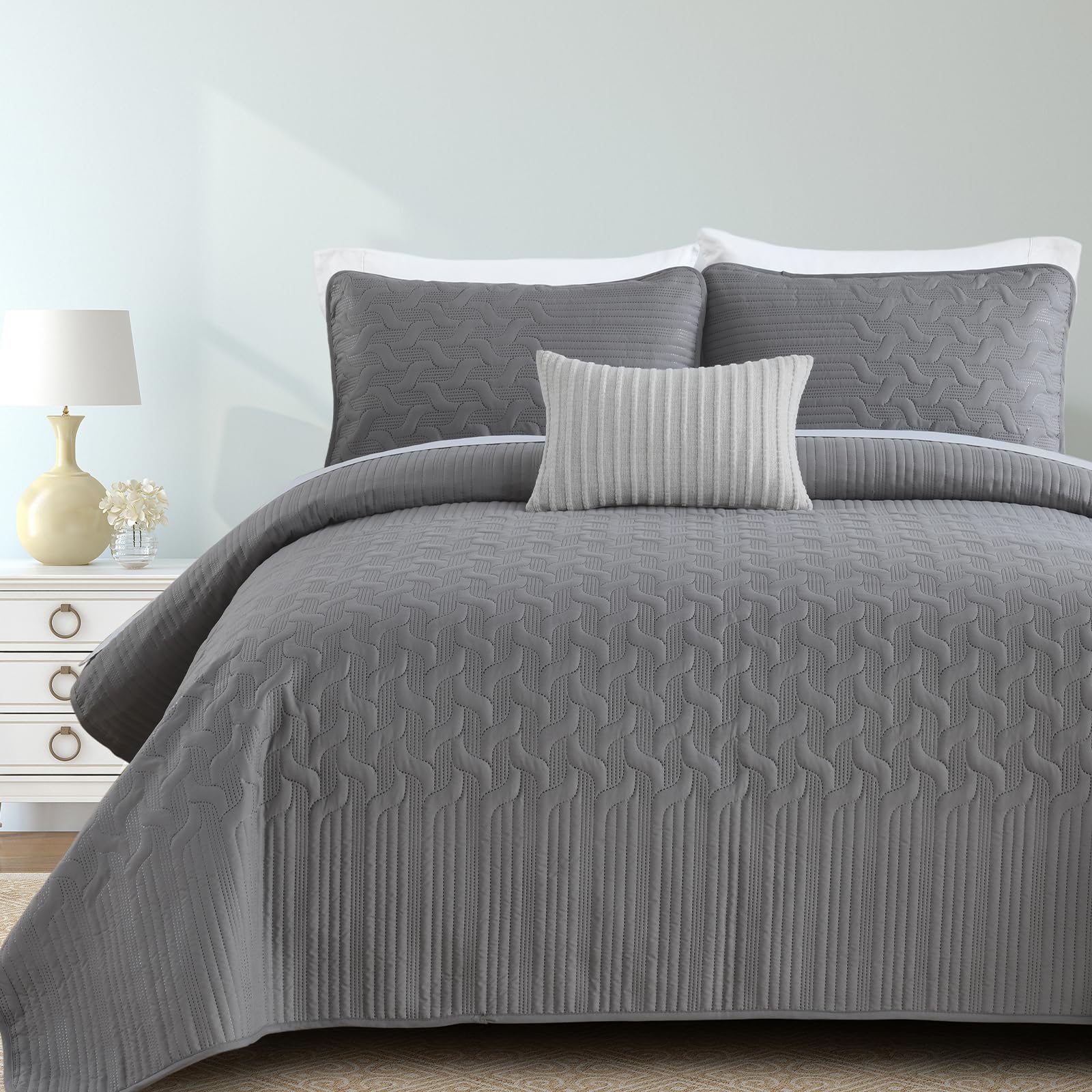 Yiran Grey Quilt Set King Size Lightweight Bedspread Ultrasonic Wave Pattern Soft Microfiber Coverlet For All Season Modern Styl