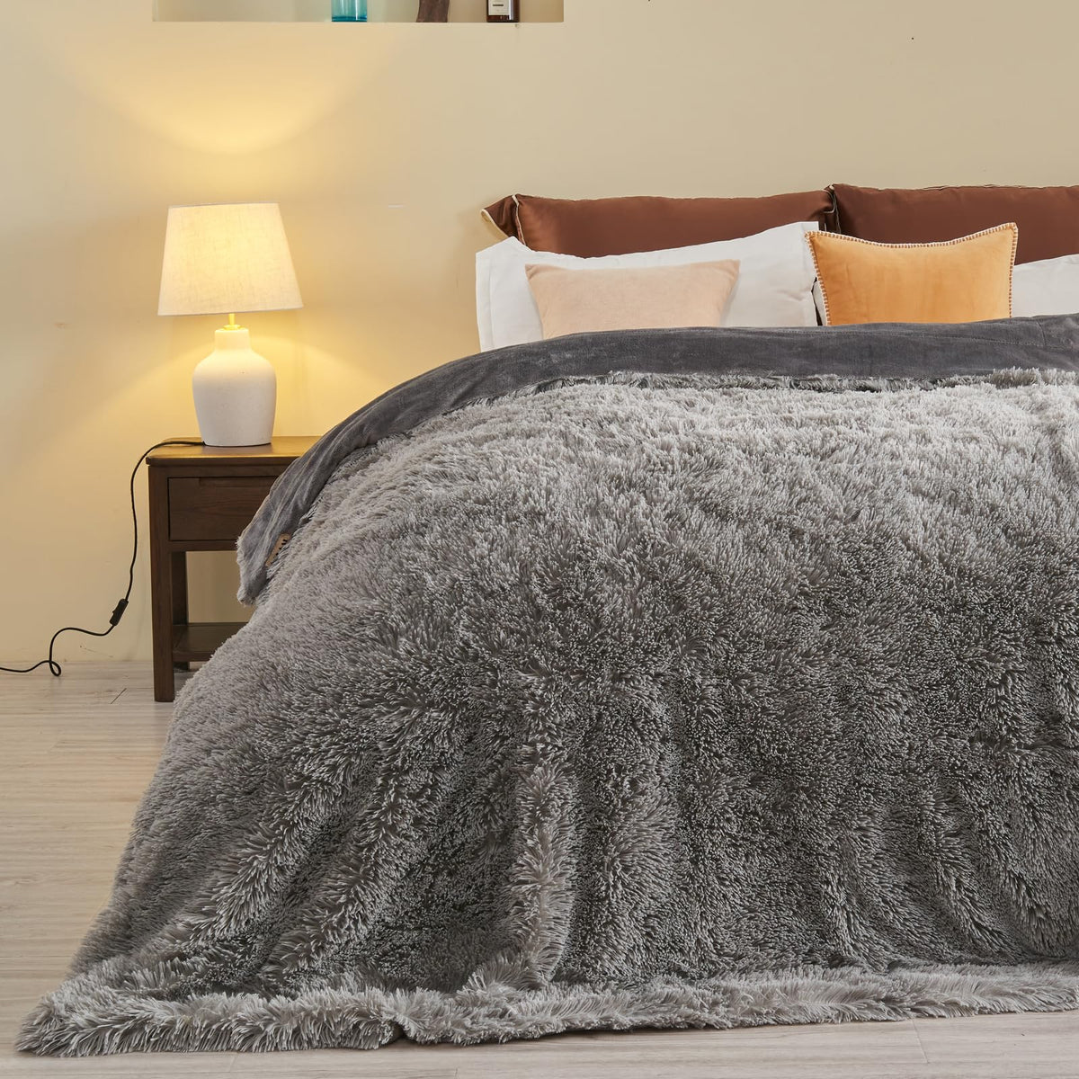 Gonaap Fuzzy Faux Fur Throw Blanket Queen Size Light Grey Super Soft Cozy Plush Fuzzy Shaggy Blanket For Couch Sofa Bed (Light G