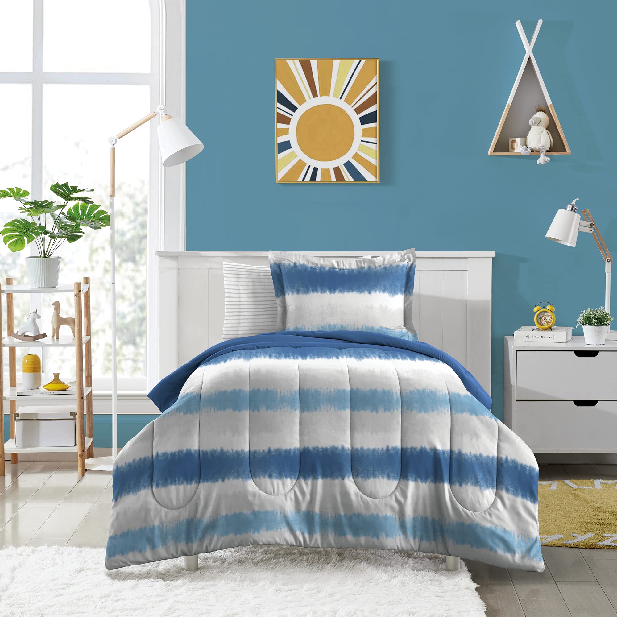 Dream Factory Kids 7-Piece Complete Bed Set Easy-Wash Super Soft Microfiber Comforter Bedding, Full, Blue Tie Dye Stripe,2D87290