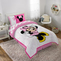 Jay Franco Minnie Mouse Xoxo 5 Piece Twin Bed Set - Includes Comforter & Sheet Set - Super Soft Fade Resistant Polyester (Offici
