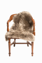 HomeRoots 2' X 3' Latte New Zealand Natural Sheepskin Rug