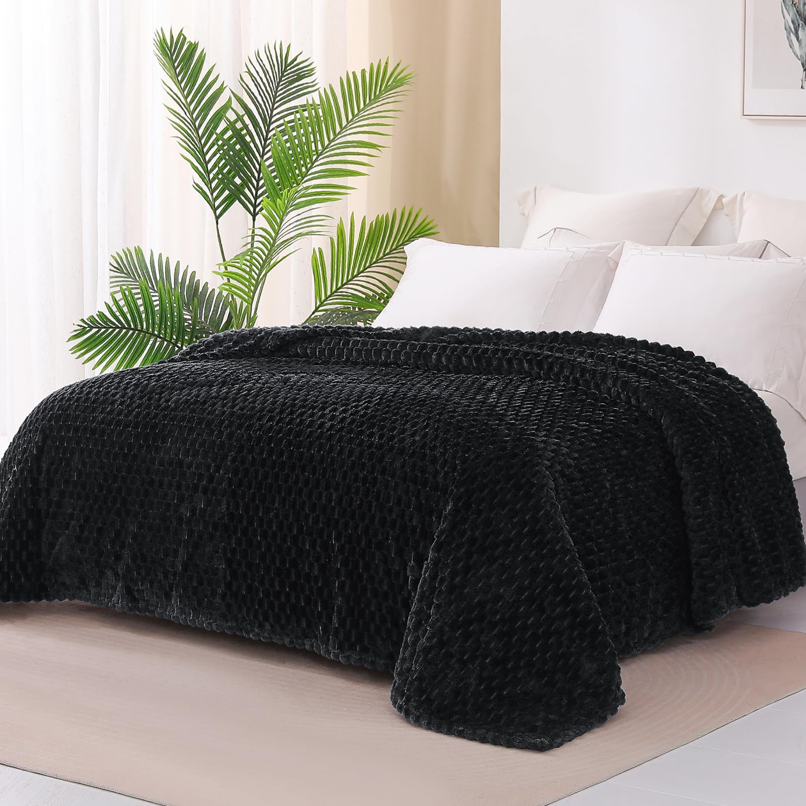 Exclusivo Mezcla King Size Soft Fleece Blanket, 90X104 Inches 3D Clouds Stylish Jacquard Velvet Blanket For Bed, Cozy Soft Light