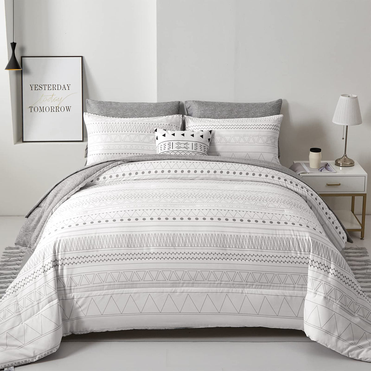 Boho Comforter Set Queen,7 Pieces White Grey Geometric Bed In A Bag Comforter Bohemian Soft Microfiber Bedding Set With Comforte