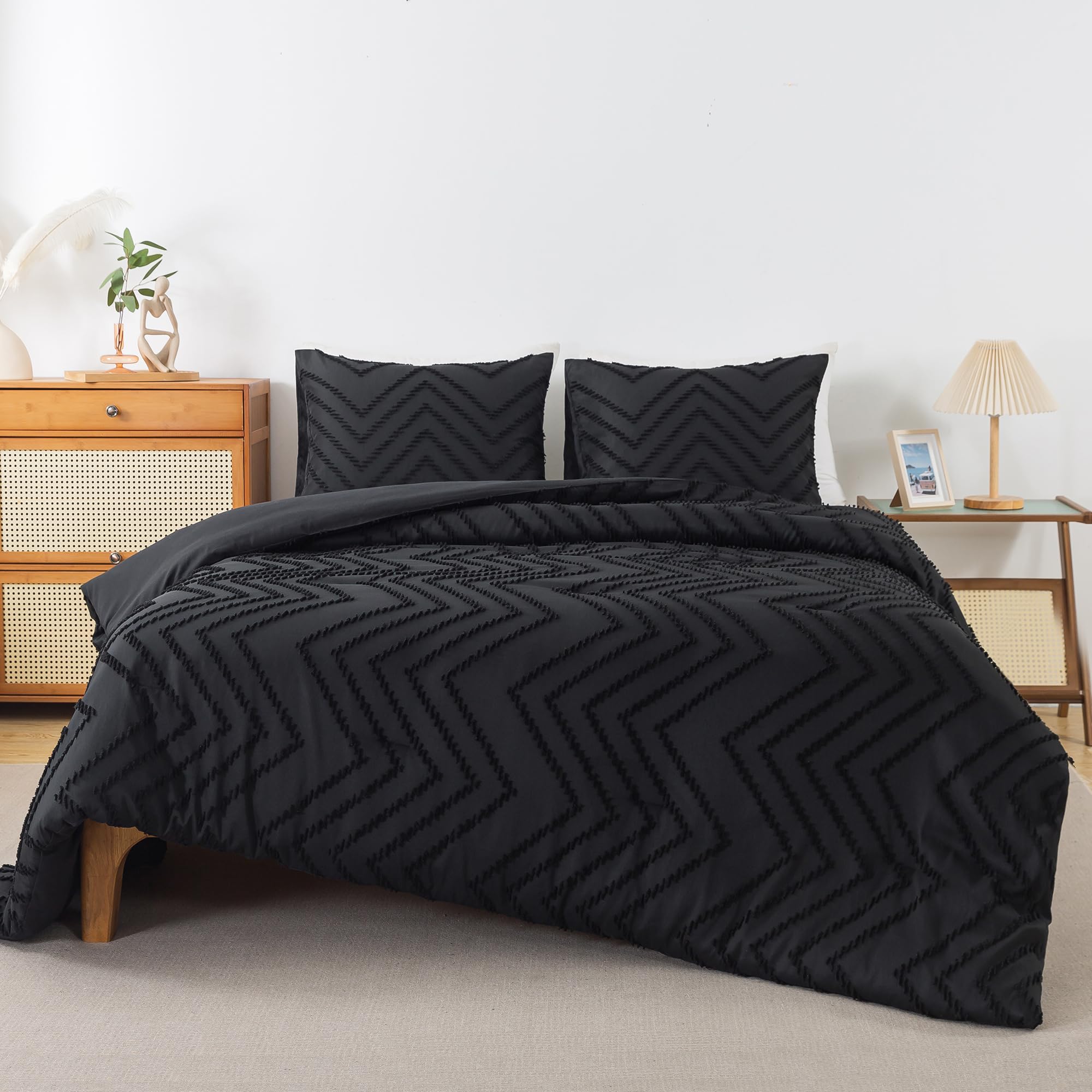 Andency Black Comforter King, Boho Soft Fluffy Warm Lightweight Bedding Comforter Sets For King Bed, 3 Pieces Chevron Tufted Aesthetic Microfiber Lightweight Comforter Set