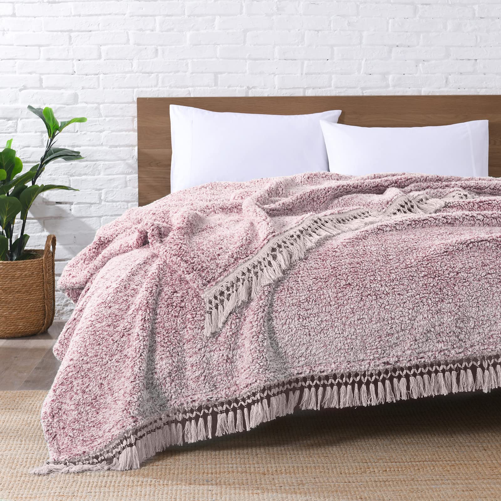Ultra Soft Fleece Sherpa Blanket King Size,Lightweight Cozy Boho Bed Blanket With Decorative Tassel, Pattern Reversible, 2 Tones