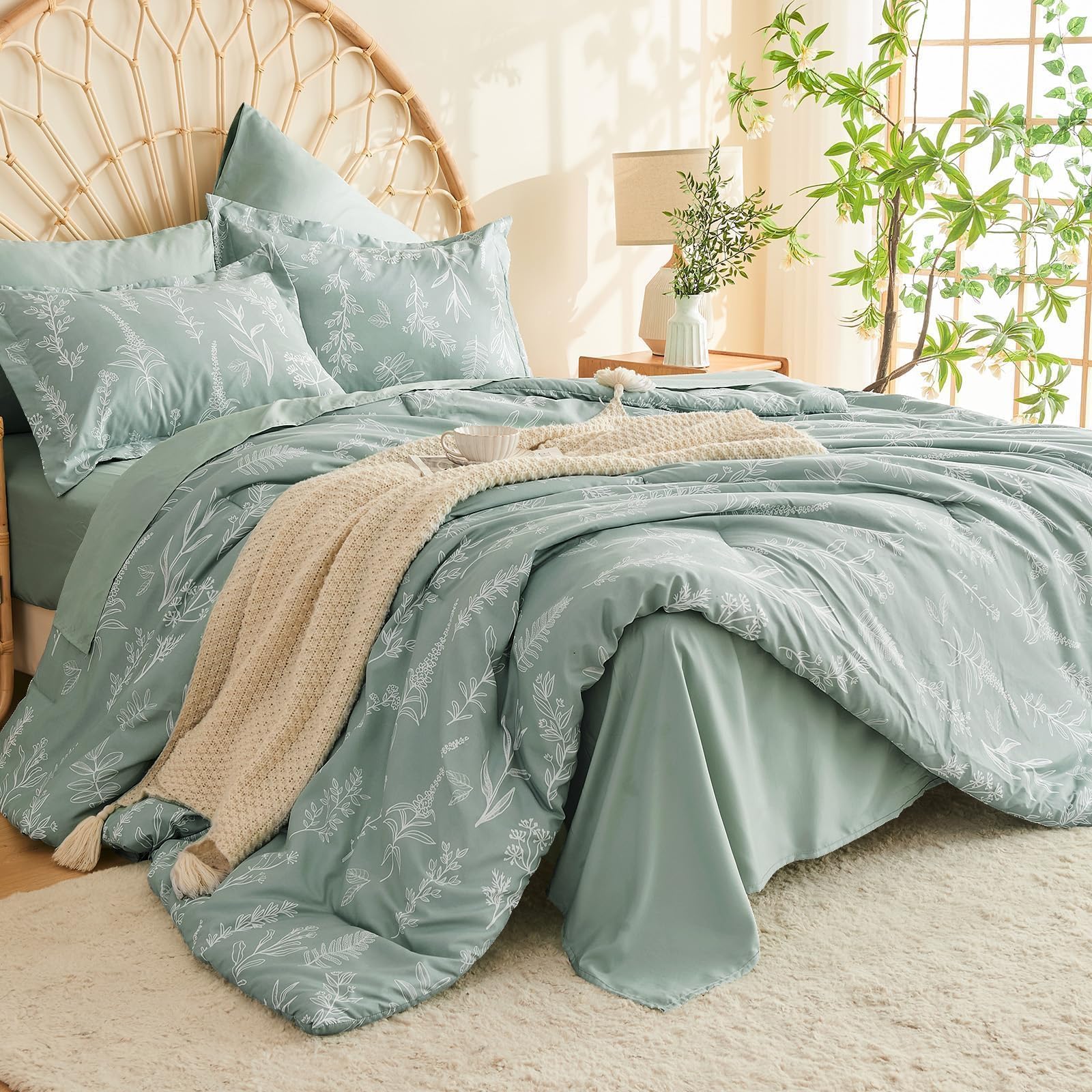 Muxhomo Full Comforter Set, Sage Green Elegant Floral Print Bed In A Bag 7 Pieces, Ultra Soft & Breathable Reversible Botanical